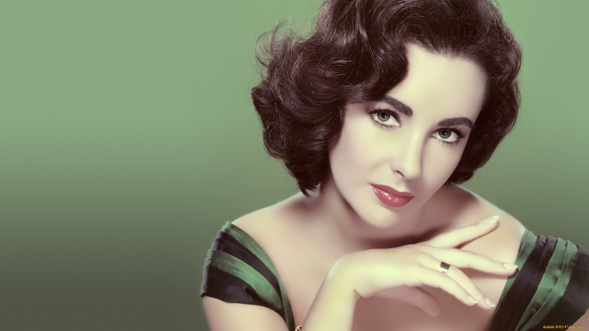 Elizabeth, Taylor, in, green, dress, девушки, голливуд, звезда, актриса