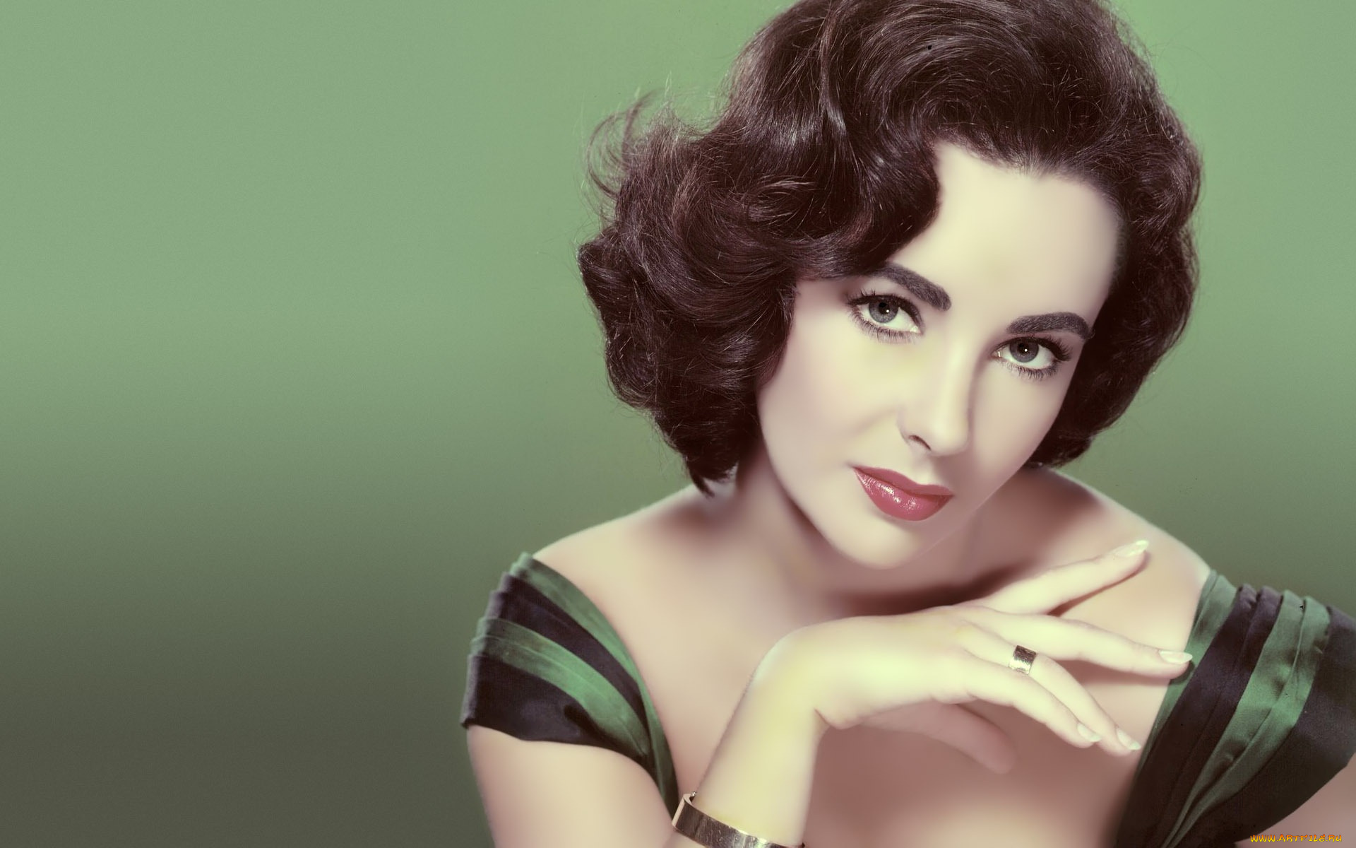 Elizabeth, Taylor, in, green, dress, девушки, голливуд, звезда, актриса