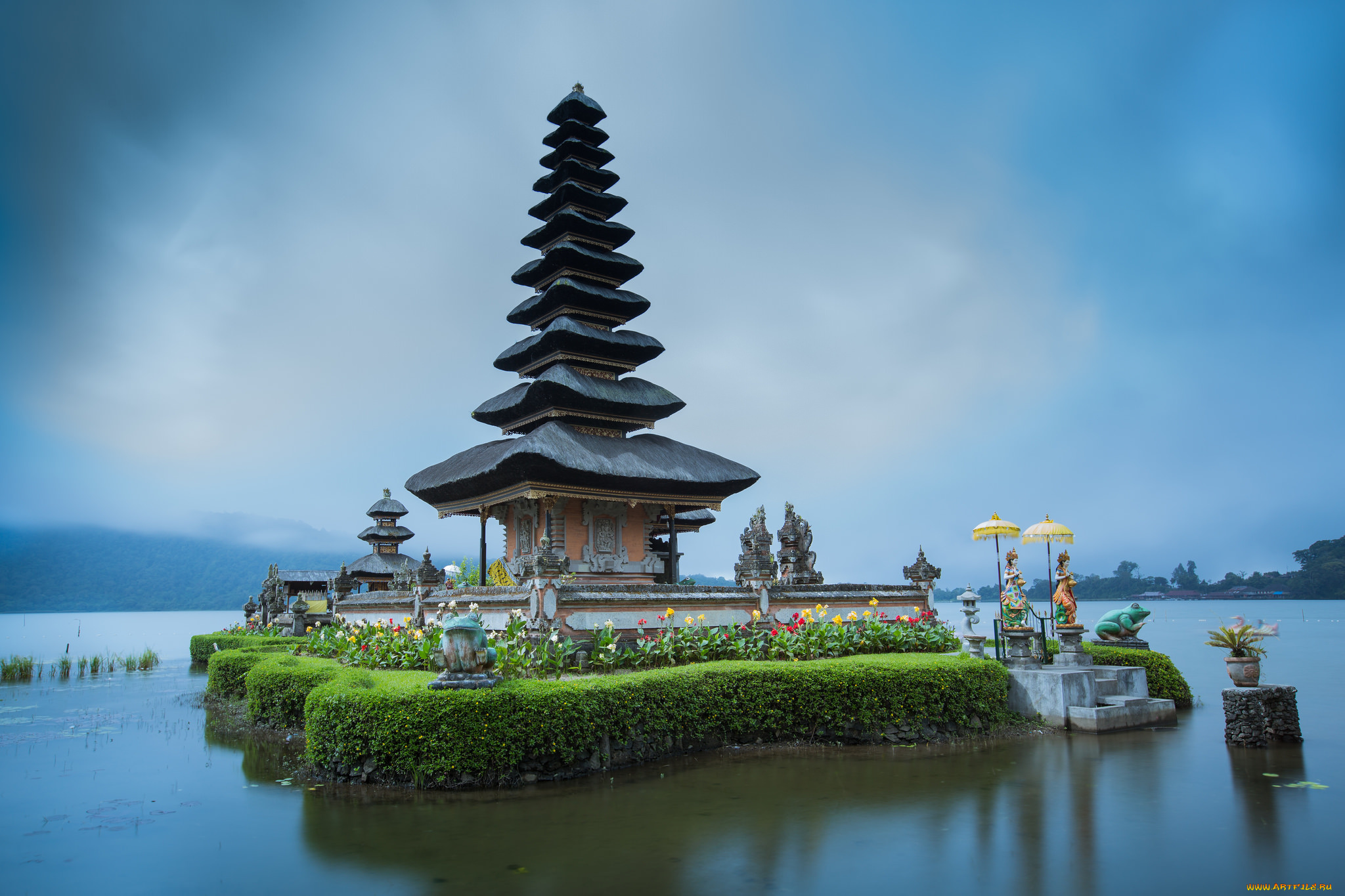 ulun, danu, temple, in, bali, города, -, буддийские, и, другие, храмы, водоем, храм