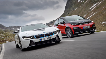 Картинка bmw+i3s+and+i8+2018 автомобили bmw 2018 i8 i3s