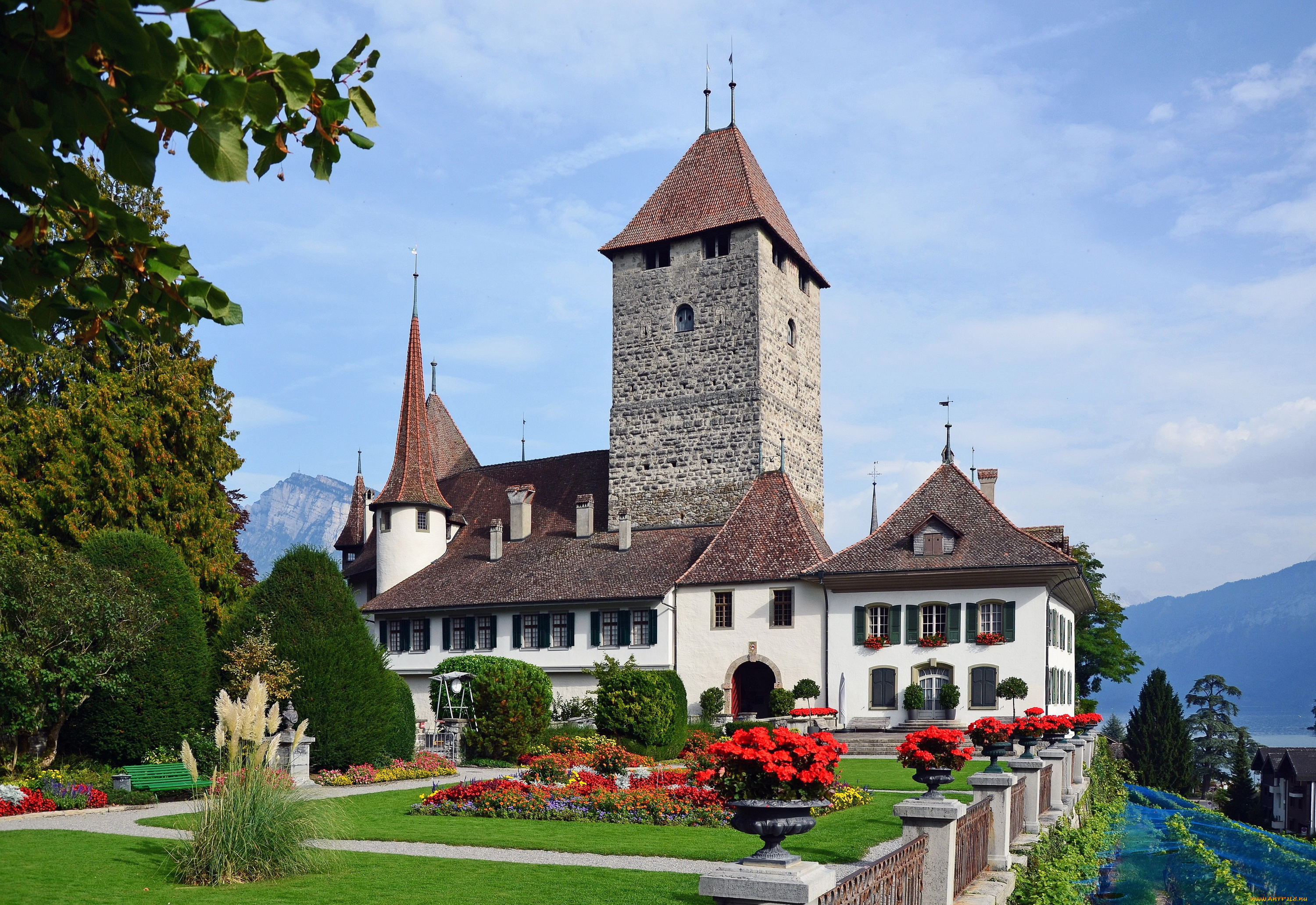 castle, spiez, , , швейцария, города, замки, швейцарии, трава, клумбы, замок, швейцария, spiez, castle