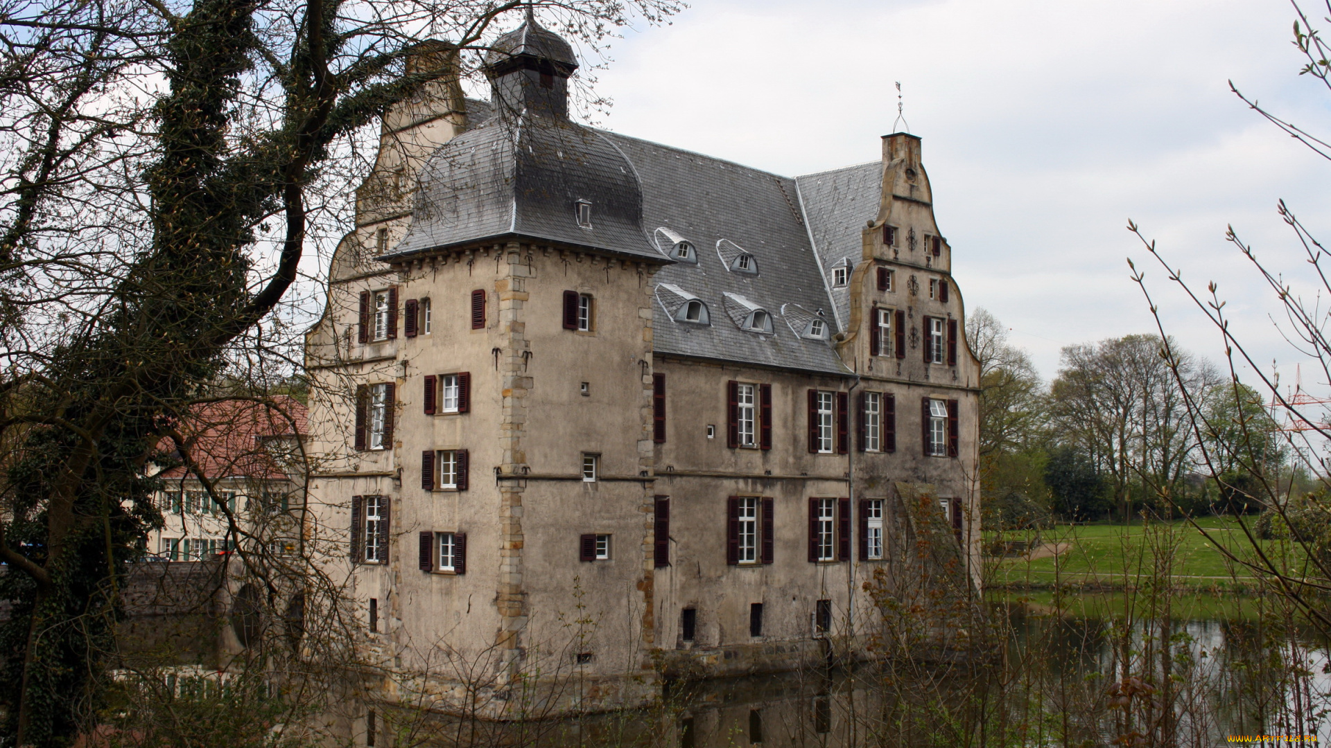 bodelschwingh, castle, germany, города, дворцы, замки, крепости, замок, вода, деревья, весна