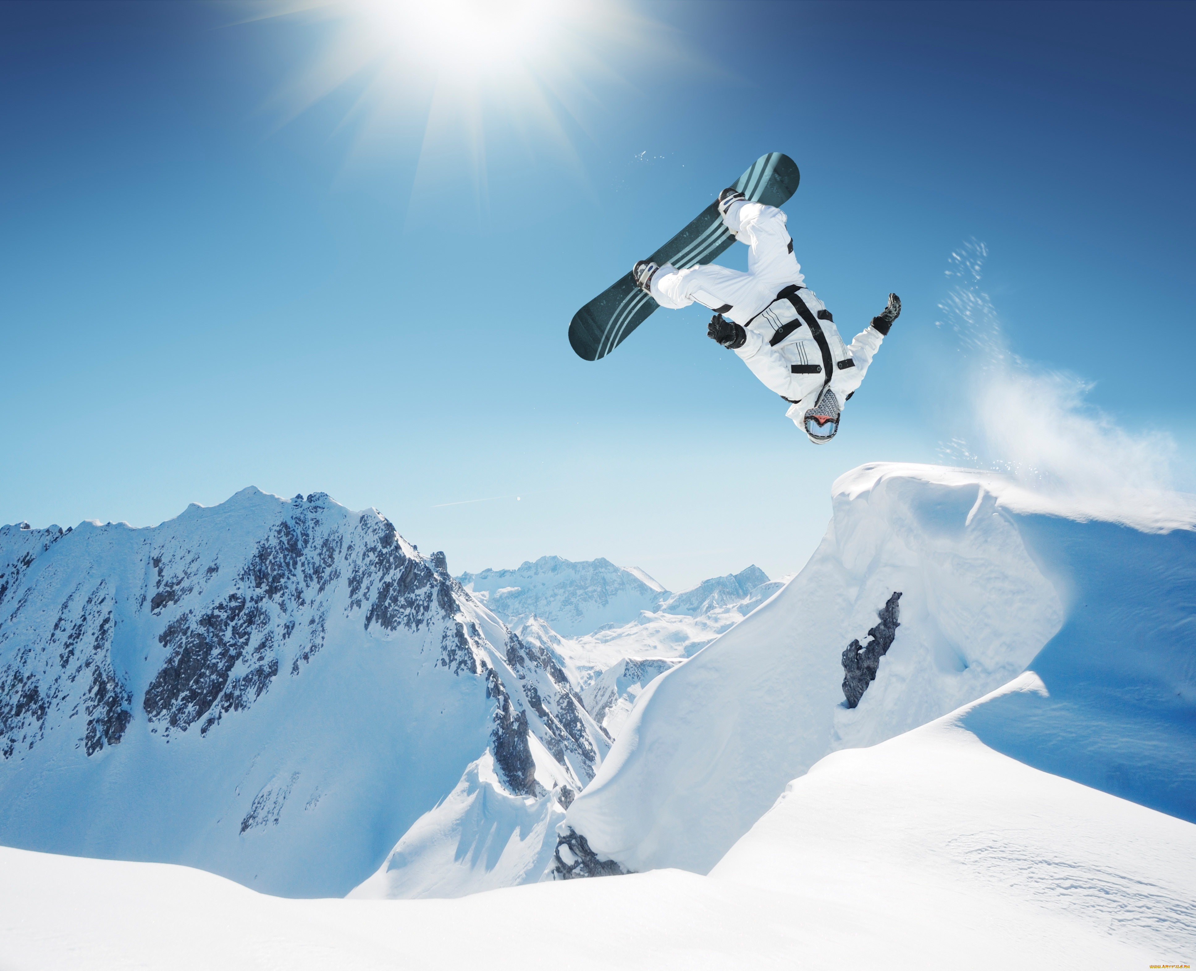 спорт, сноуборд, небо, горы, очки, сальто, солнце, природа, снег, зима, доска, snowboarding, прыжок, облака