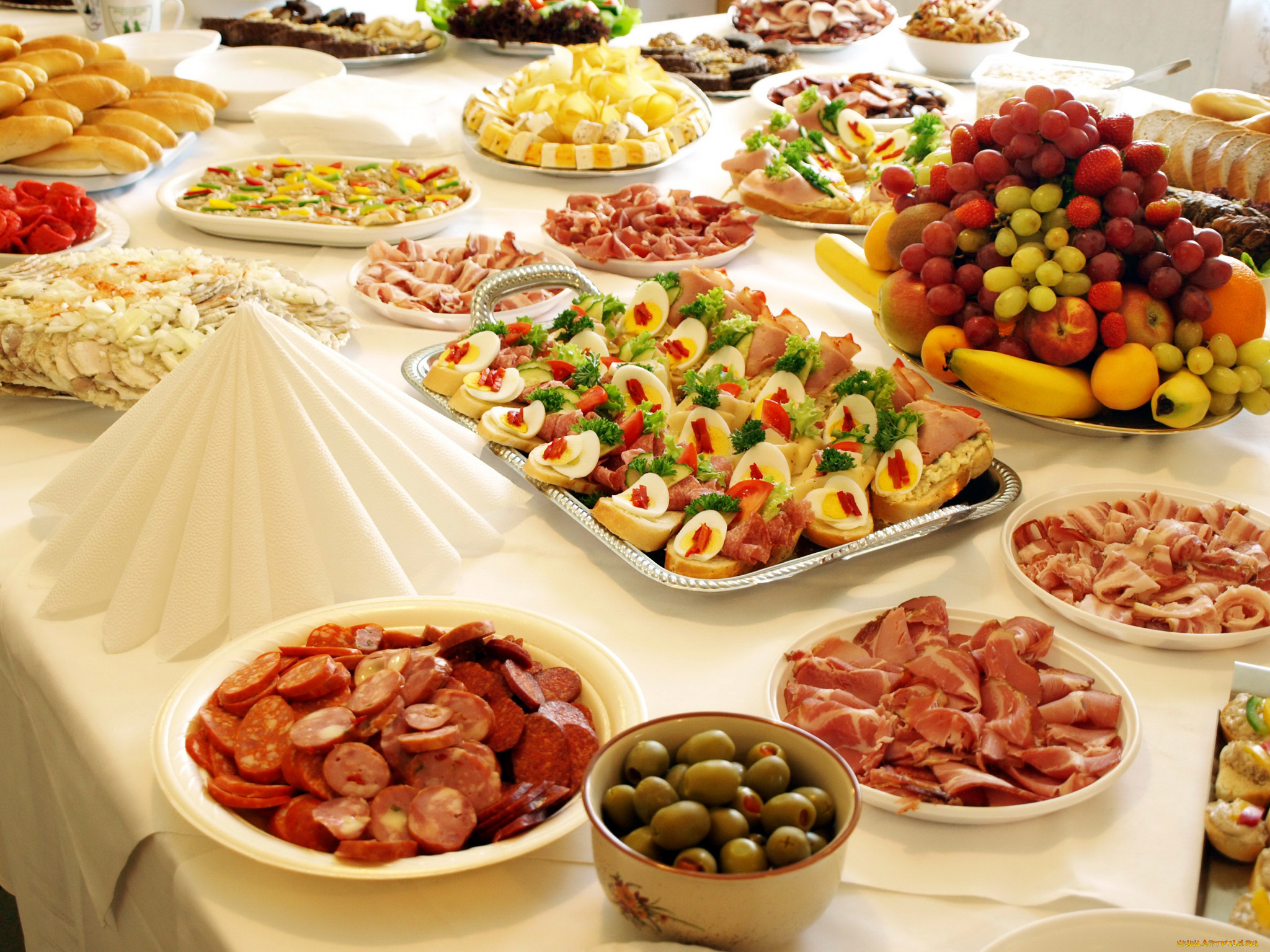 еда, разное, бутерброды, оливки, ветчина, колбаса, фрукты