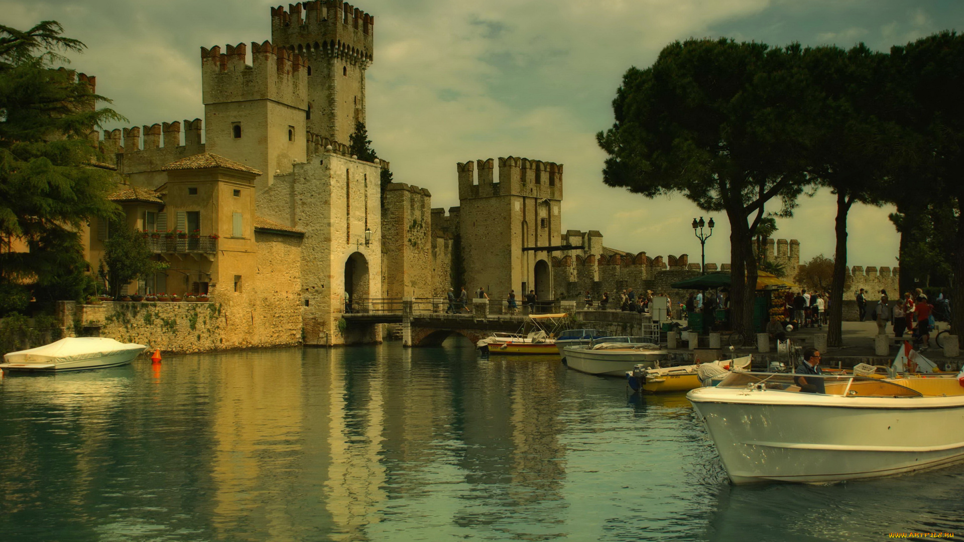 castle, scaligero, on, lake, garda, города, дворцы, замки, крепости, лодки, замок, озеро