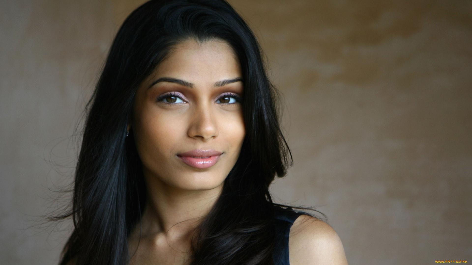 freida, pinto, девушки, freida, pinto, лицо, портрет, индия, актриса, девушка, модель, брюнетка, поза, стройная, сексуальная