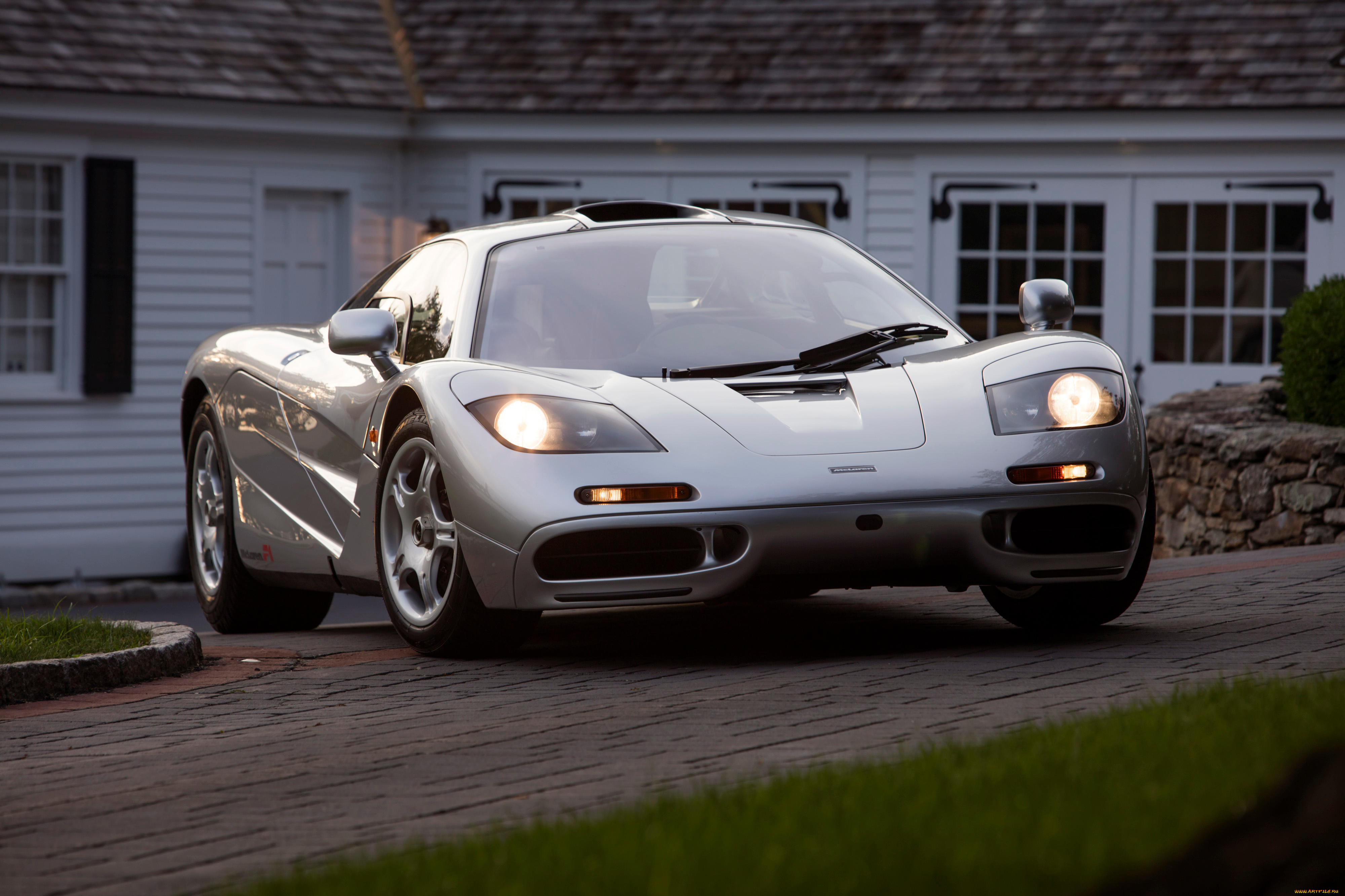 Живой машина фото. MCLAREN f1. BMW MCLAREN f1. MCLAREN f1 LM. MCLAREN f1 фото.