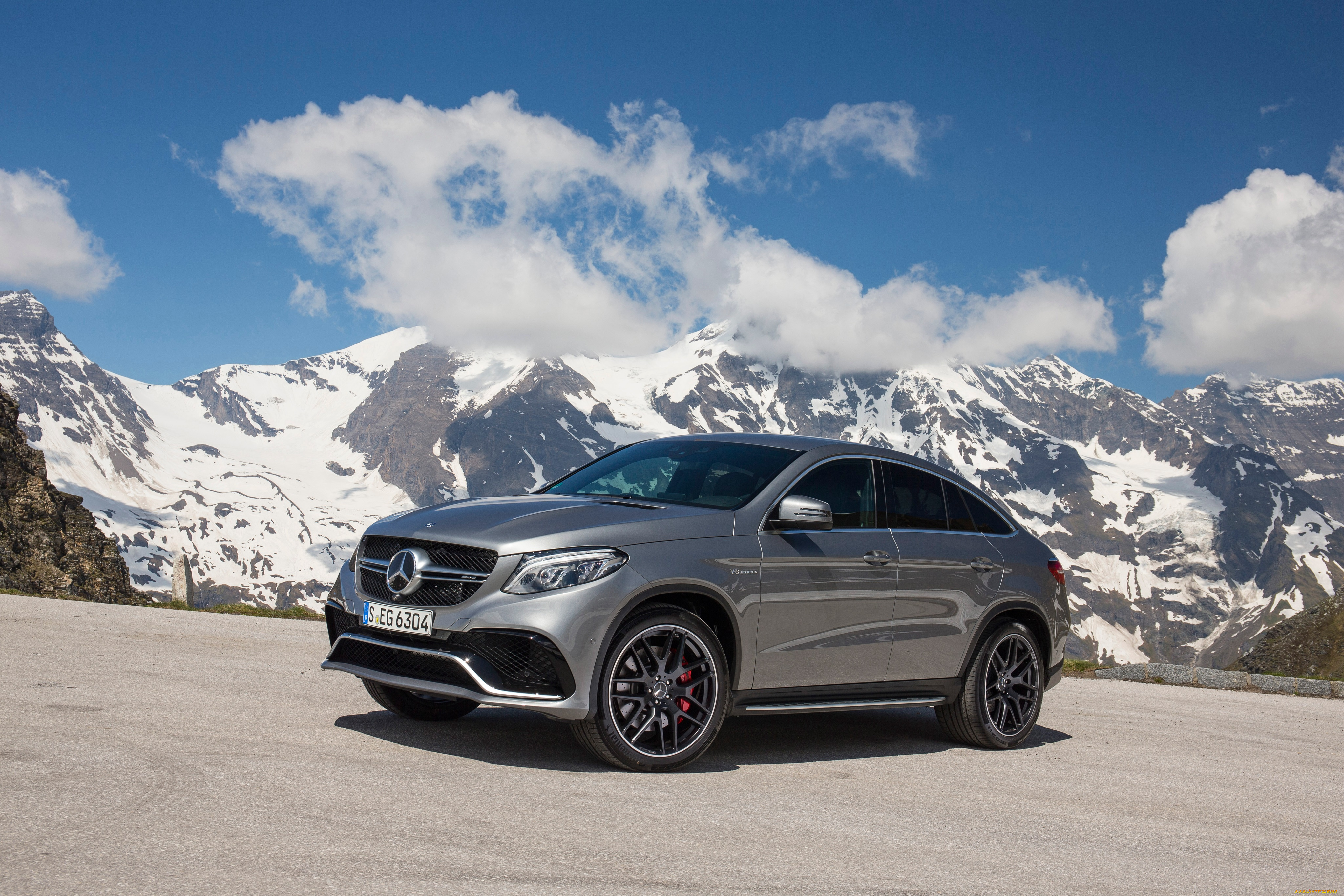 Mercedes-Benz горы без смс