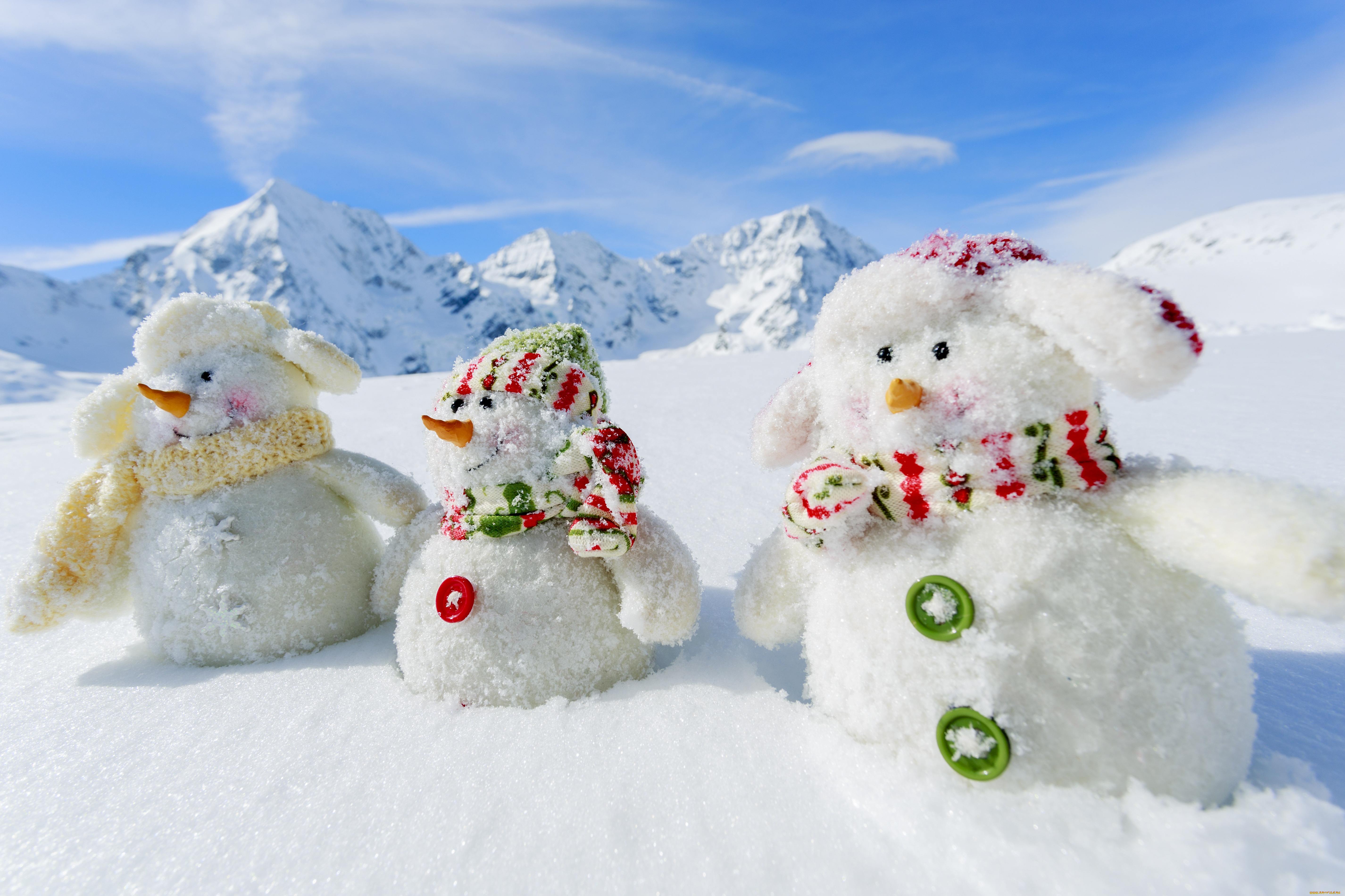 праздничные, снеговики, snowmen, снег, деревья, пейзаж, зима, природа