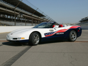 Картинка corvette+convertible+indy+500+pace+car+2004 автомобили corvette 2004 car pace 500 indy convertible