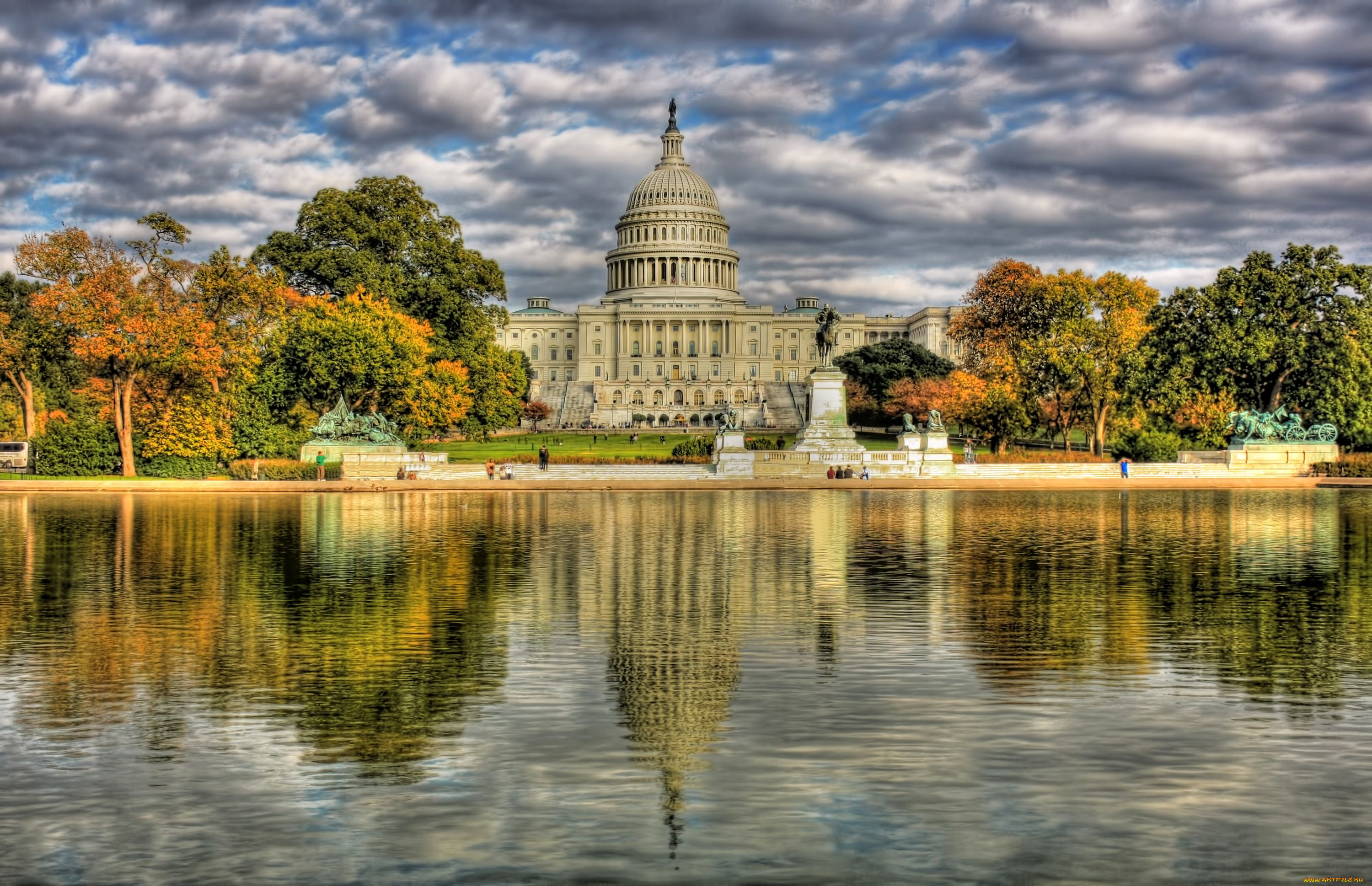 Какая столица америки как называется. Вашингтон столица США. Капитолий Нью-Йорк. Капитолий Вашингтон пруд. Национальная аллея Вашингтон.