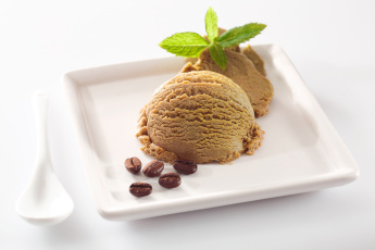 Картинка еда мороженое +десерты десерт сладкое тарелка кофейные зерна мята