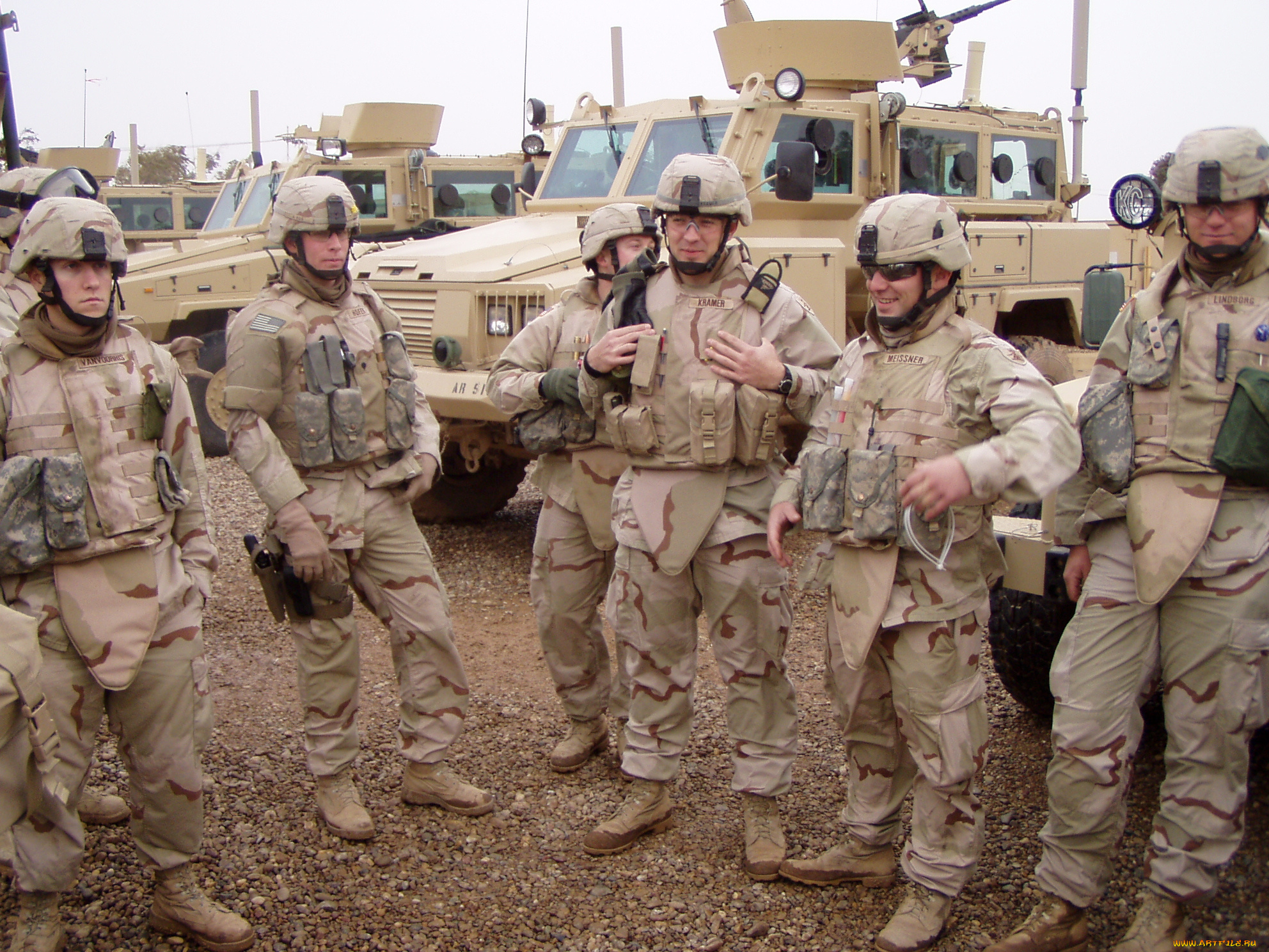 Американские военные в ираке. Снаряжение солдат США В Ираке 2003. Пехота us Army Ирак. Снаряжение USMC В Ираке 2003. Форма США В Ираке 2003.