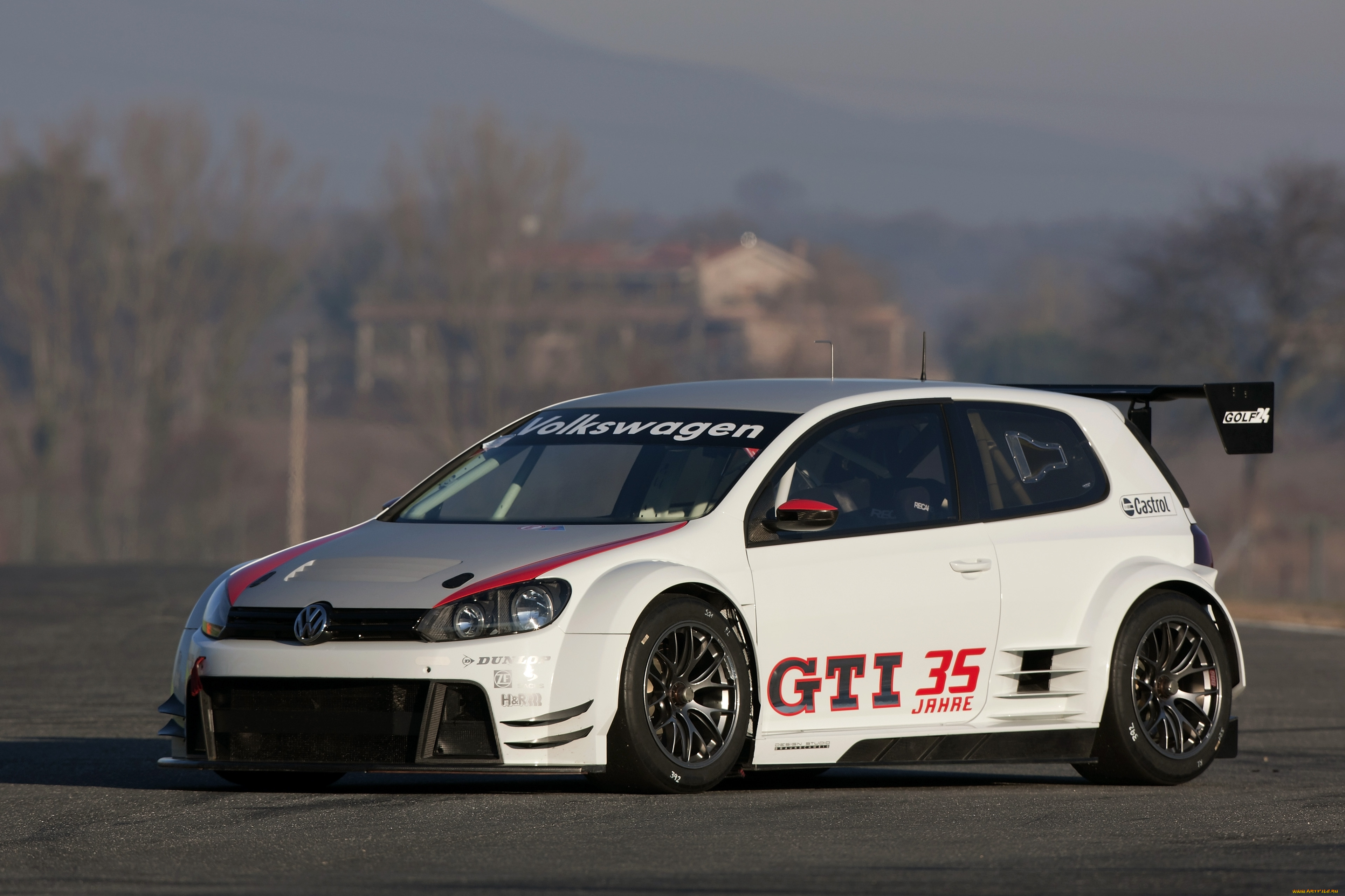 Tuning racing. Volkswagen Golf GTI гоночный. Volkswagen Golf GTI 5 гоночный. VW Golf GTI Nurburgring. Фольксваген гольф 6 ралли.