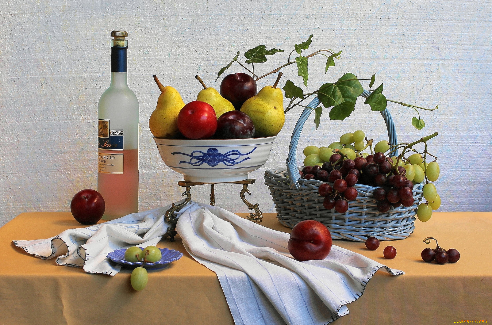 еда, натюрморт, нектарины, груши, вино, виноград