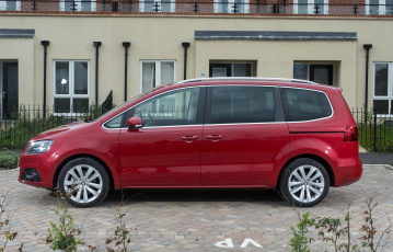 обоя автомобили, seat, uk-spec, alhambra, красный, 2015г, 7n