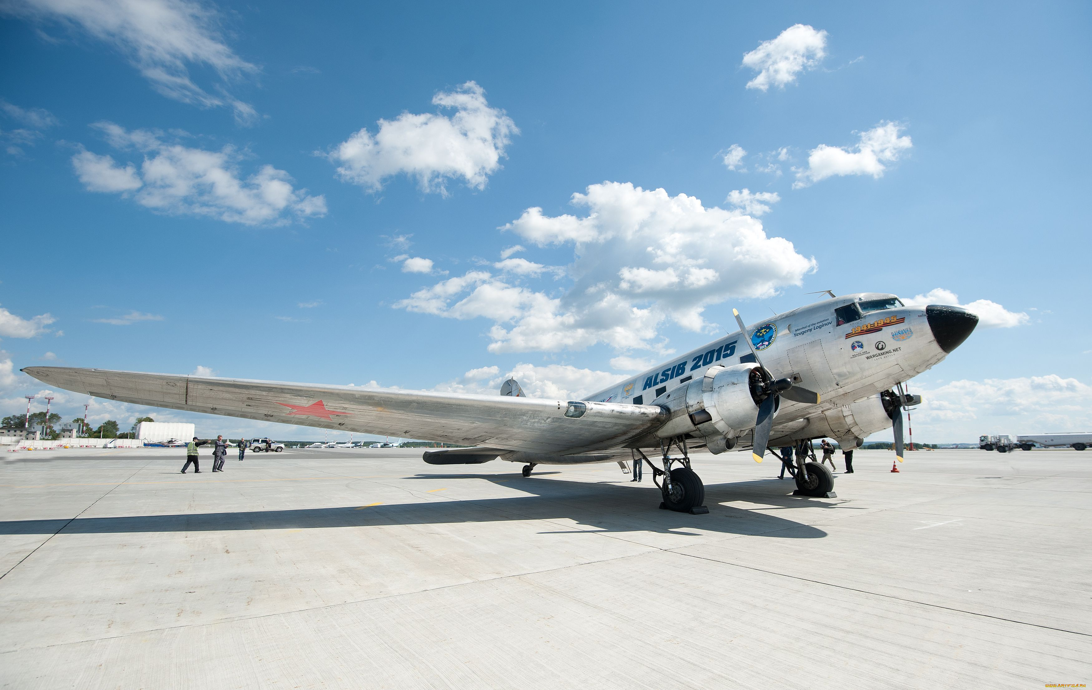 авиация, военно-транспортные, самолёты, douglas, c47, алсиб, аэрoдрoм