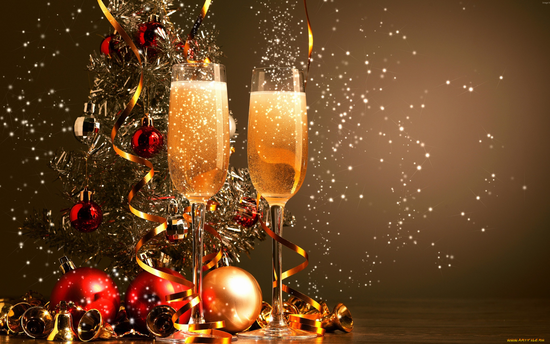 праздничные, угощения, два, фужера, с, шампанским, на, фоне, праздничной, елки