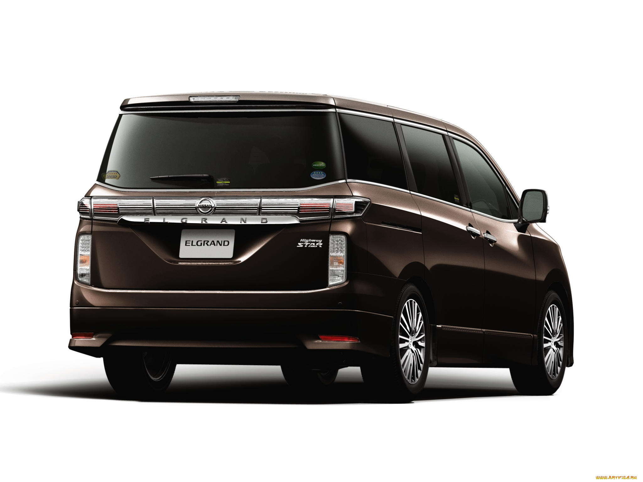 Nissan elgrand 3