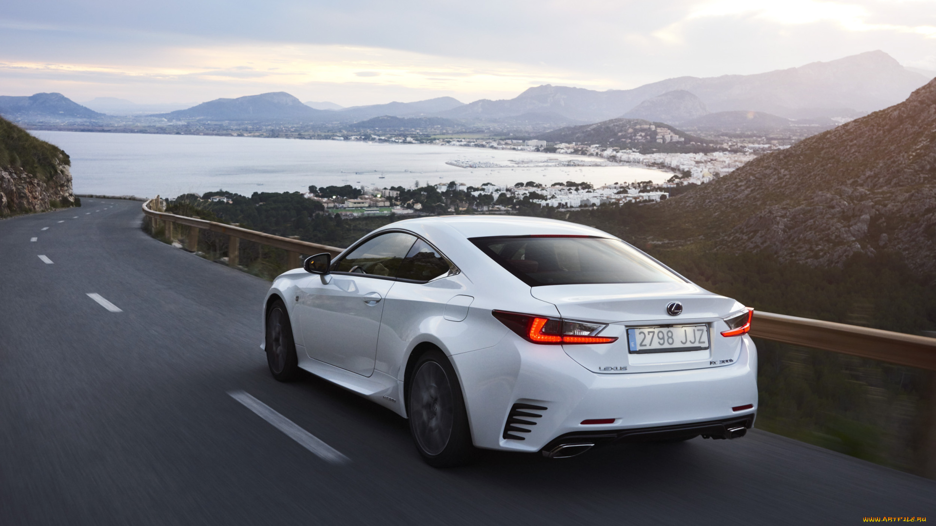 Lexus rc300h f Sport