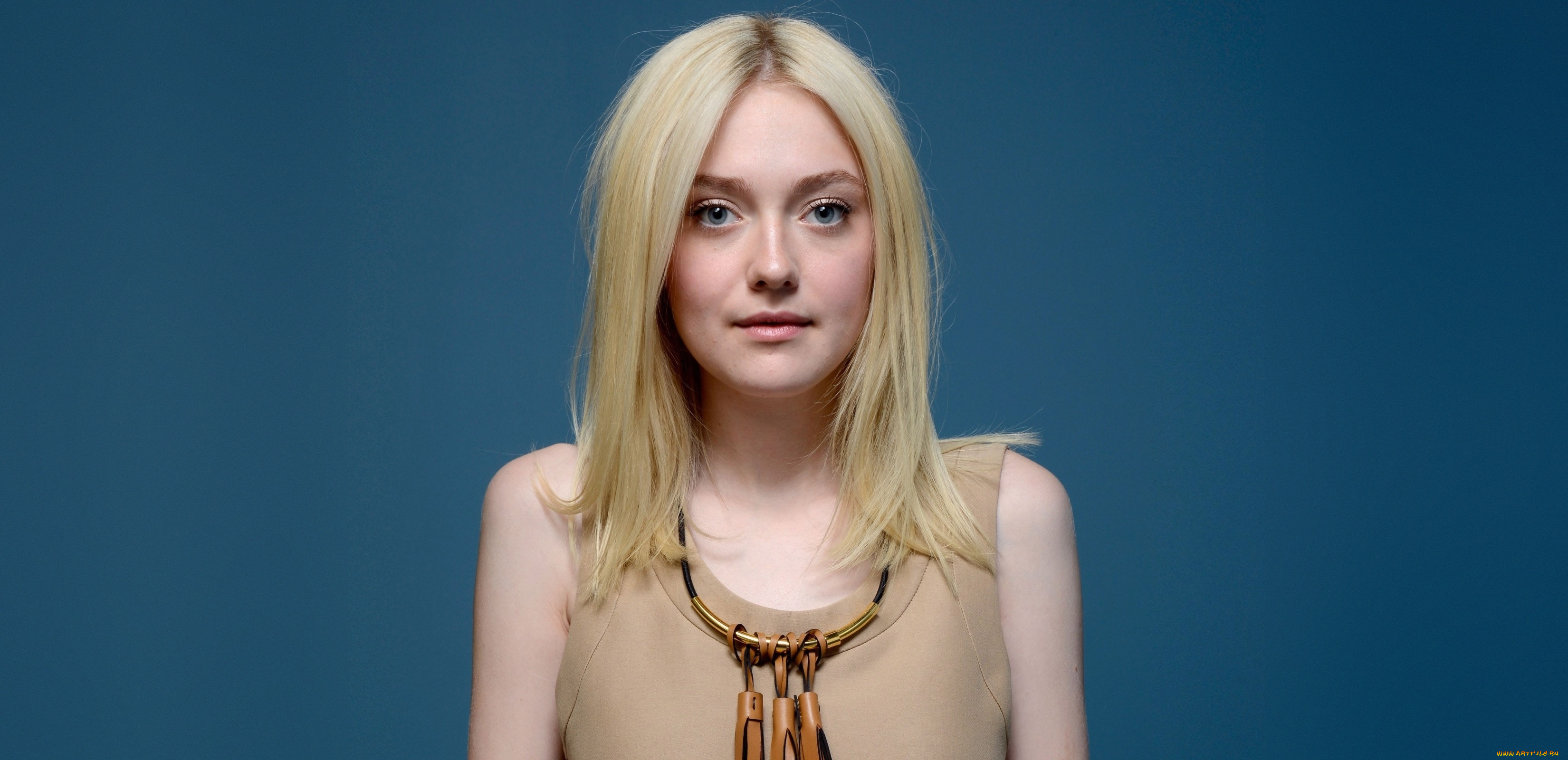 девушки, dakota, fanning, лицо, блондинка, актриса, ожерелье, топ