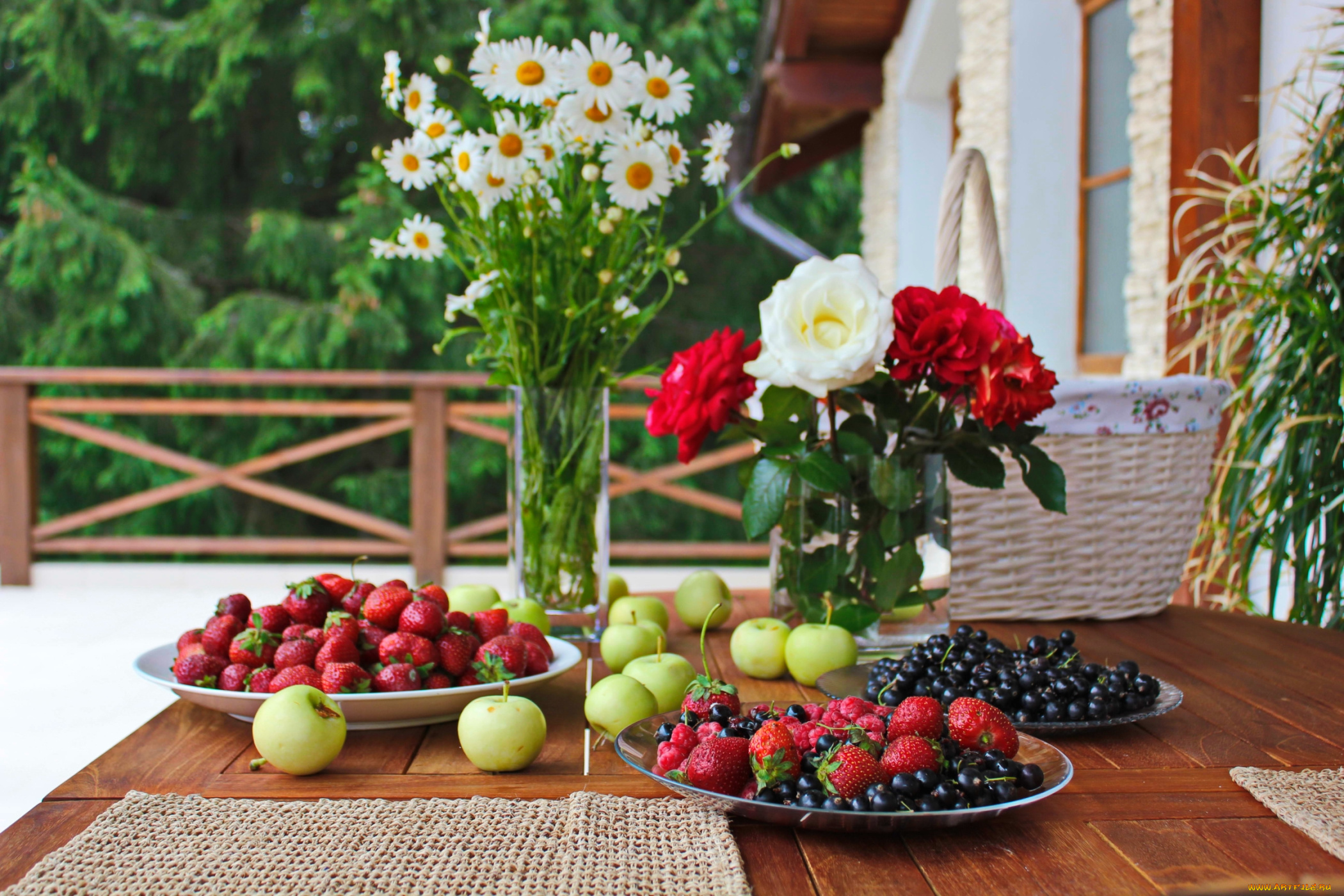 еда, фрукты, , ягоды, цветы, смородина, клубника, яблоки