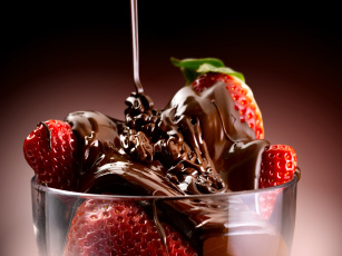 Картинка еда клубника +земляника ягоды шоколад