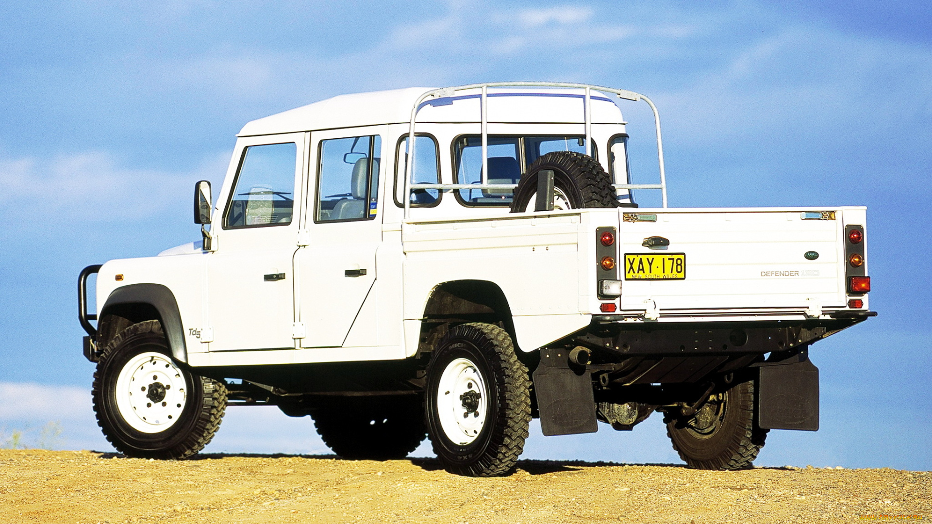 land, rover, defender, автомобили, tata, motors, внедорожник, класс-премиум, великобритания