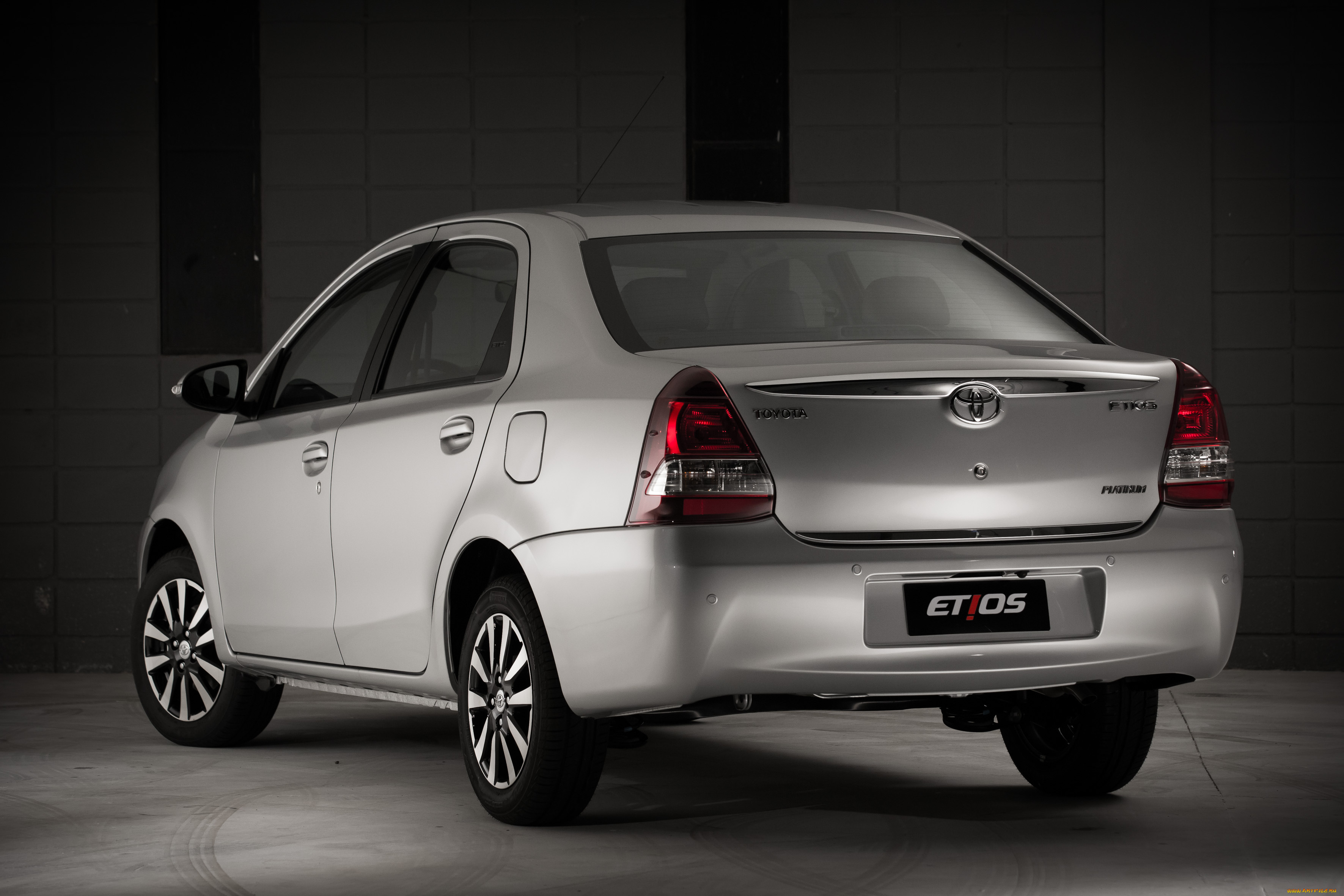 автомобили, toyota, etios, 2014г, sedan, platinum