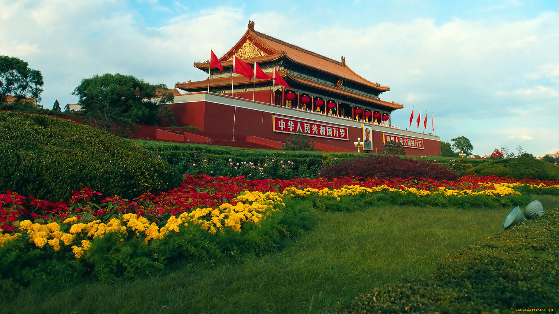 города, пекин, , китай, трава, цветы, флаги, дворец, мао, портрет, кусты