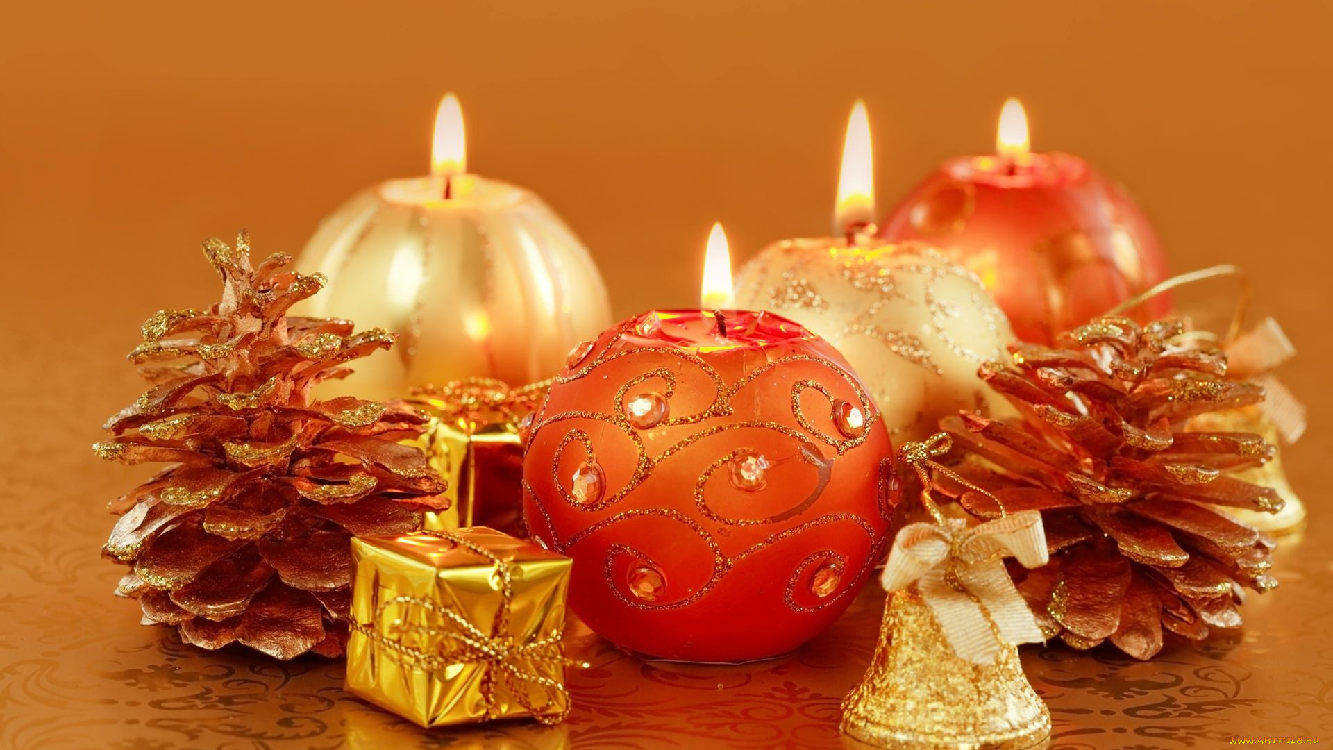 праздничные, новогодние, свечи, игрушки, колокольчик, шишки, шары, свечи