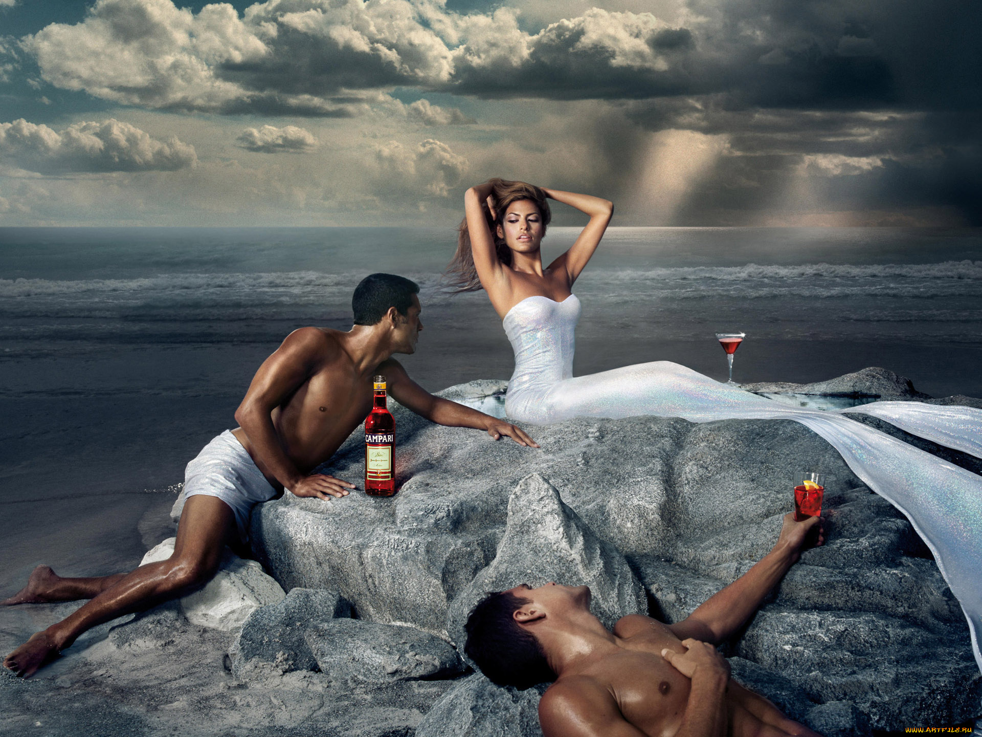 campari, бренды, eva, mendes, парни, бутылка, камни, море, русалка