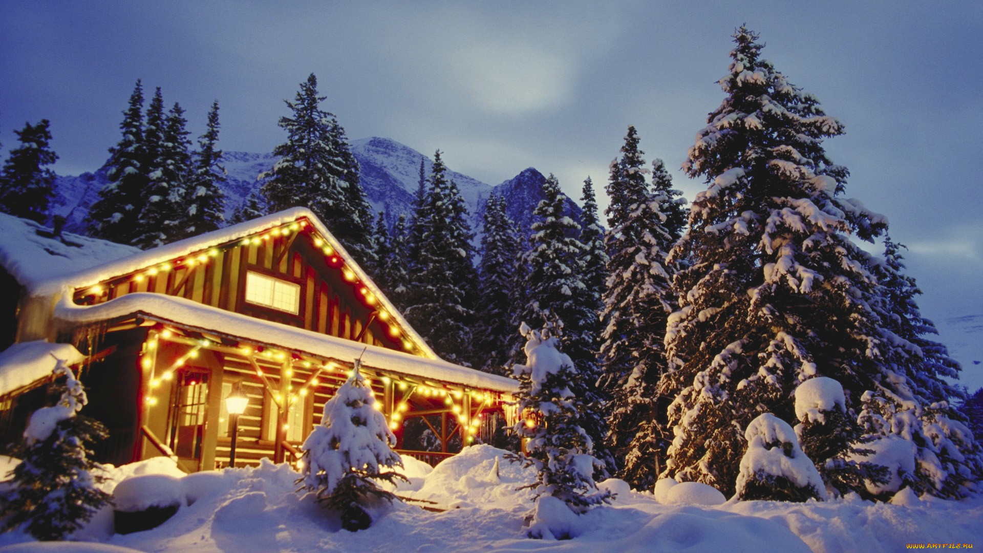праздничные, новогодние, пейзажи, дом, горы, деревья, сугробы, зима, снег, иллюминация
