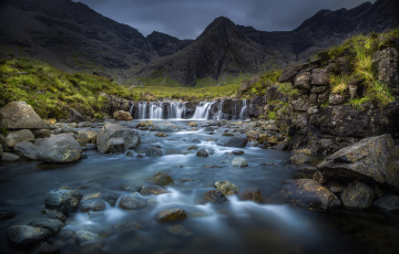 Картинка природа водопады река камни скалы горы хайленд шотландия поток