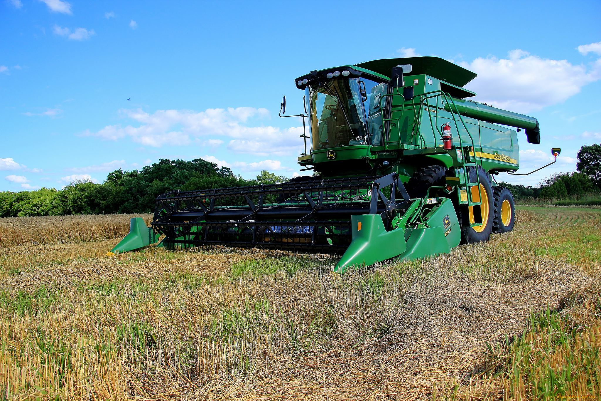 Комбайны ставрополь. Комбайны John Deere Дон-1500. Комбайн Джон Дир 6600. Дон 500 комбайн. Дон 500 т 150 комбайн.