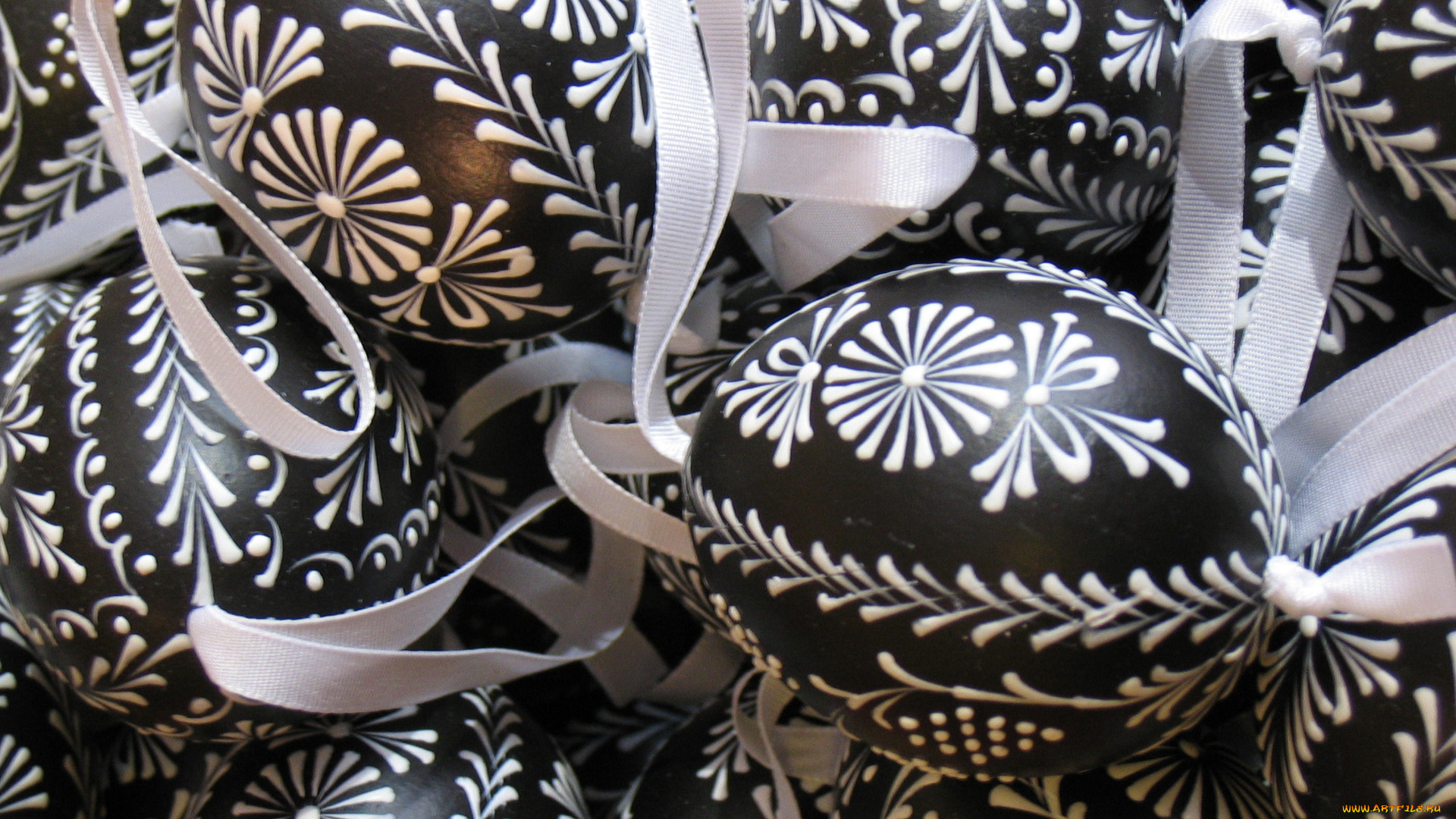 black, white, easter, eggs, праздничные, пасха, крашеные, узор, черные, яйца