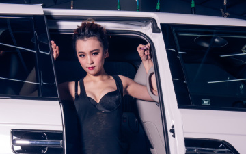 Картинка автомобили авто+с+девушками азиатка автомобиль девушка