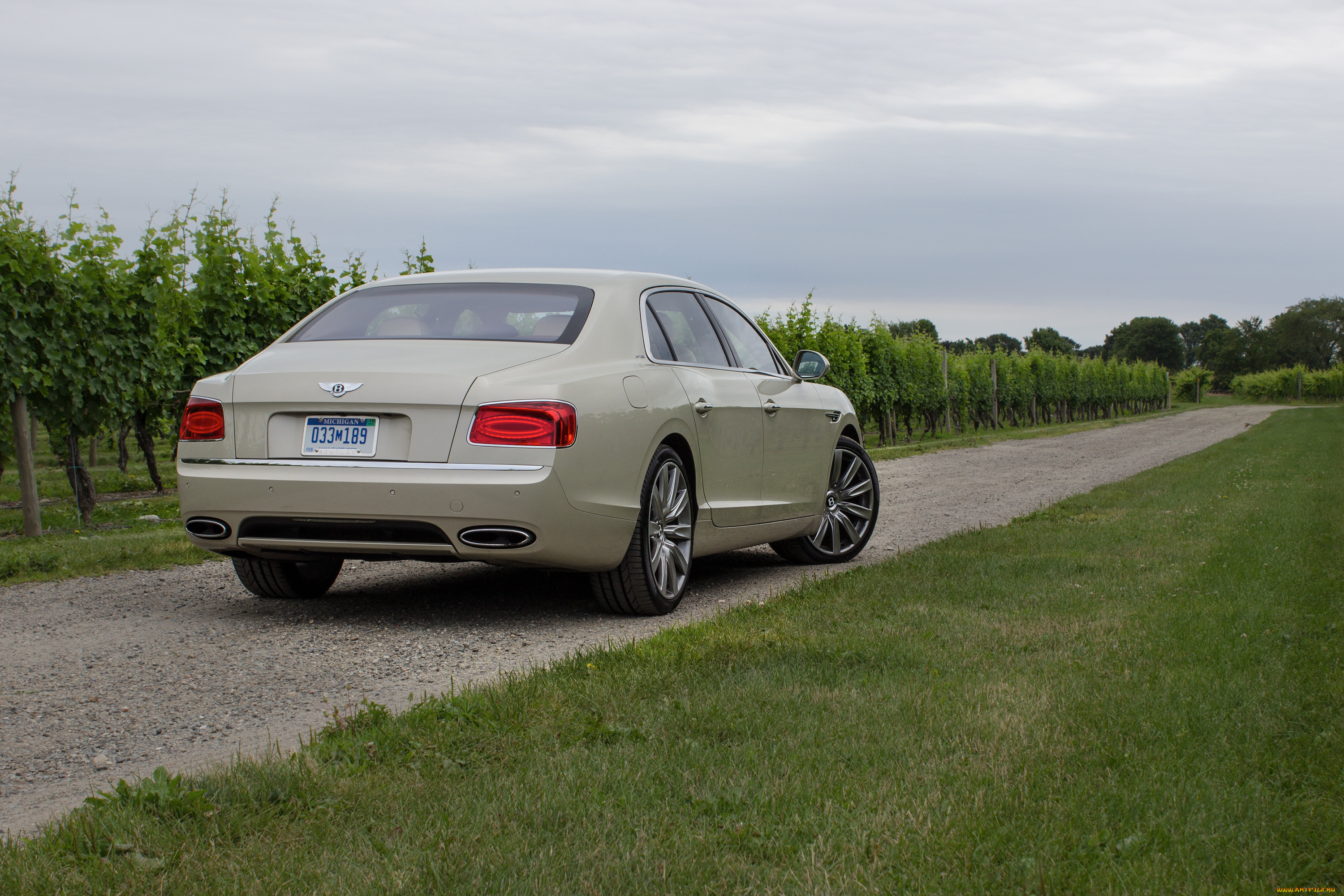 автомобили, bentley