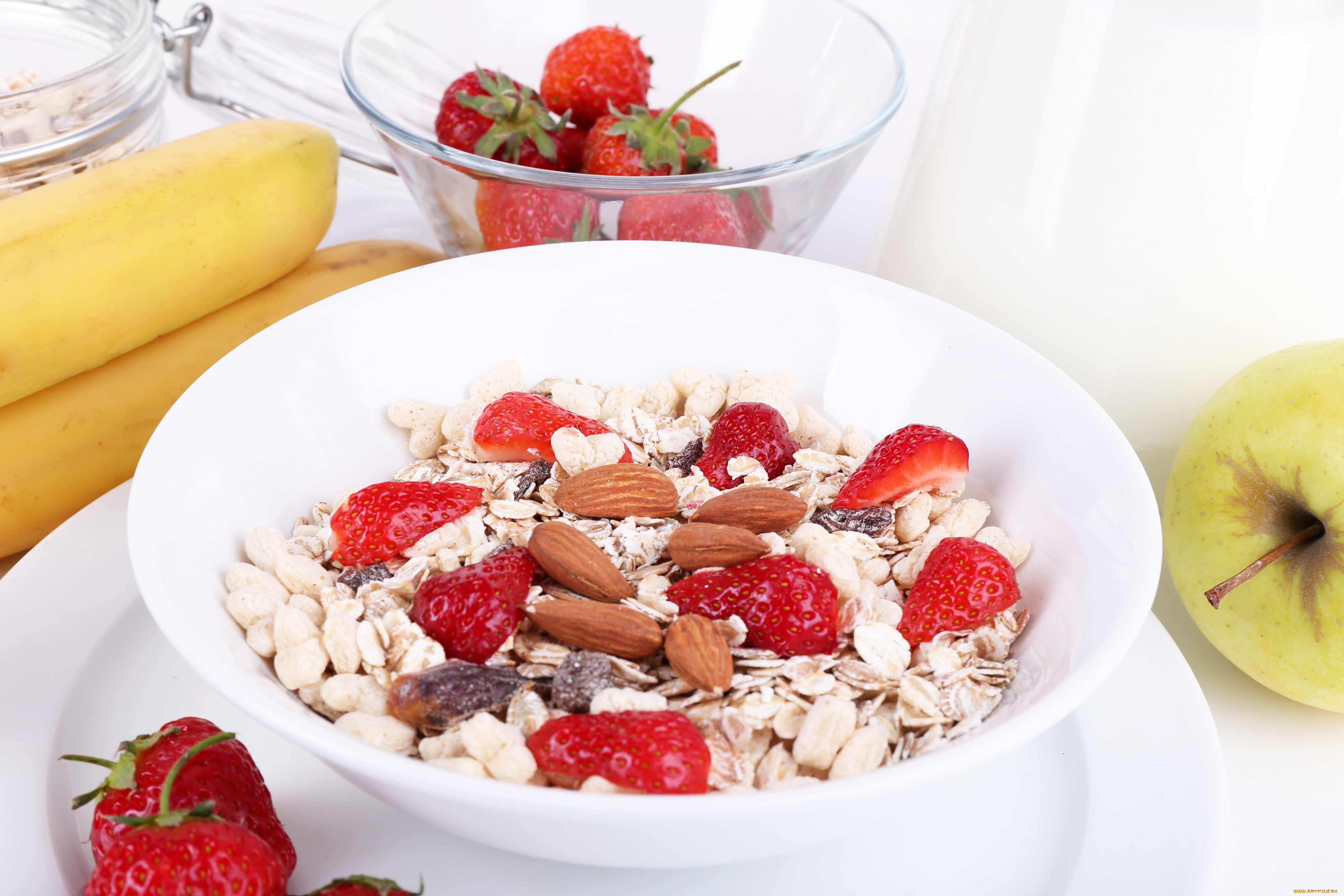 еда, разное, cereals, healthy, breakfast, cereal, with, milk, and, fresh, fruit, berries, хлопья, здоровый, завтрак, мюсли, с, молоком, и, фруктами, свежими, ягодами