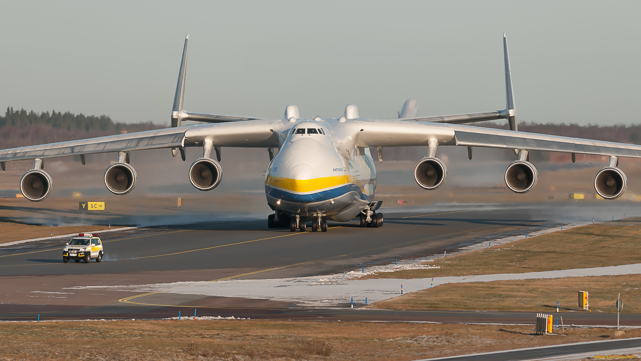 авиация, грузовые, самолёты, антонов, ан225, мрия, самолет, аэропорт, глубина, резкости, автомобиль, фотография, взлетно, посадочная, полоса, грузовой, транспорт