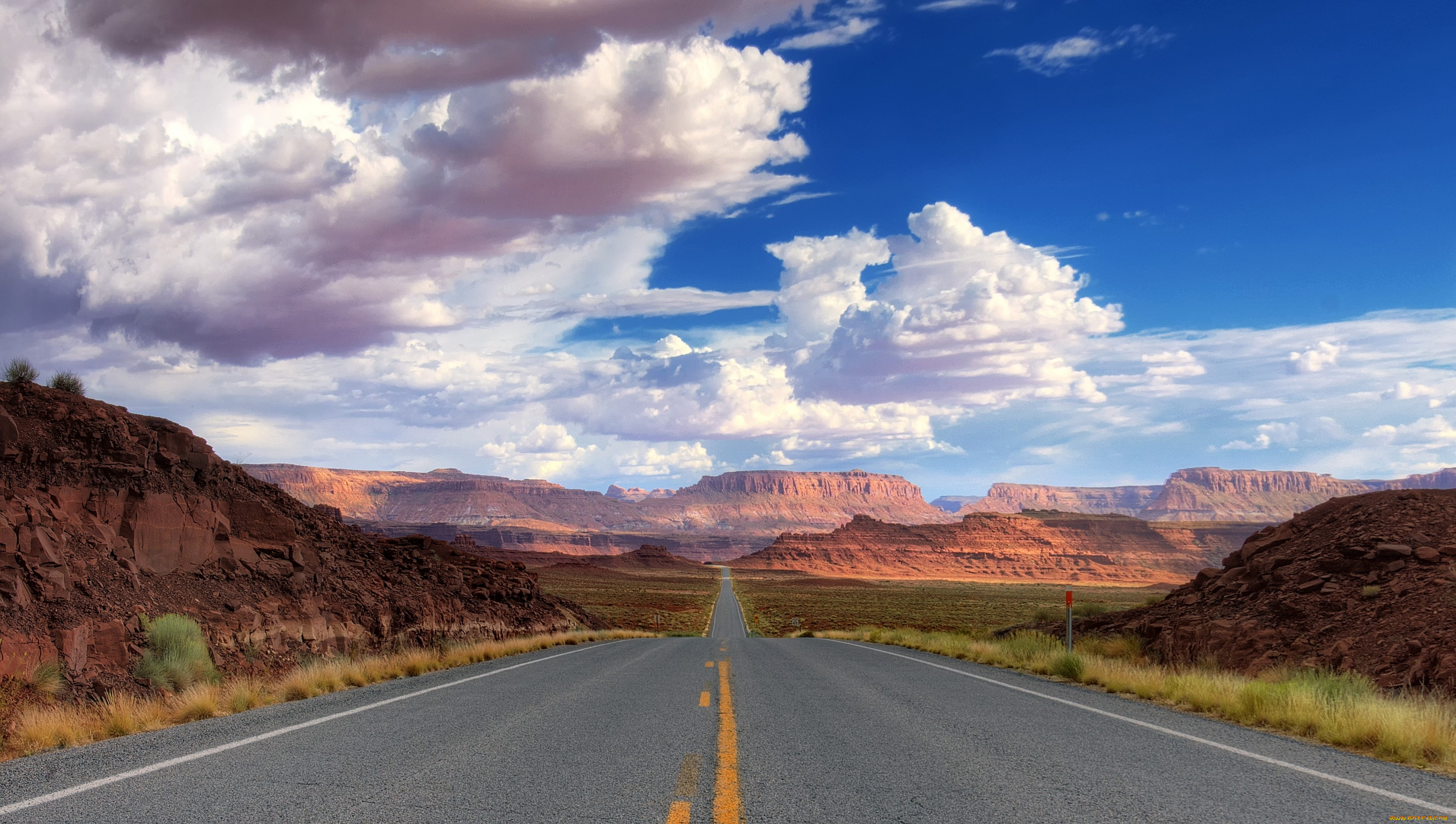 Page route. США Горная пустынная дорога. Горы США Колорадо серпантин. Калифорния штат Аризона. Штаты Небраска горы.