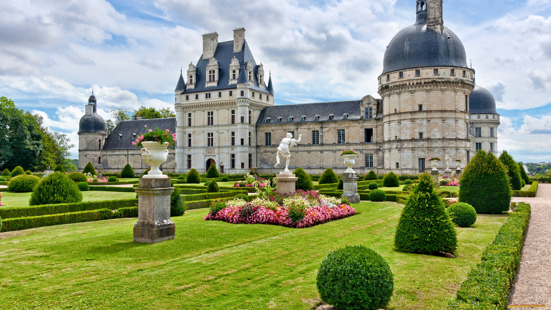 castle, courtyard, города, дворцы, замки, крепости, парк, замок