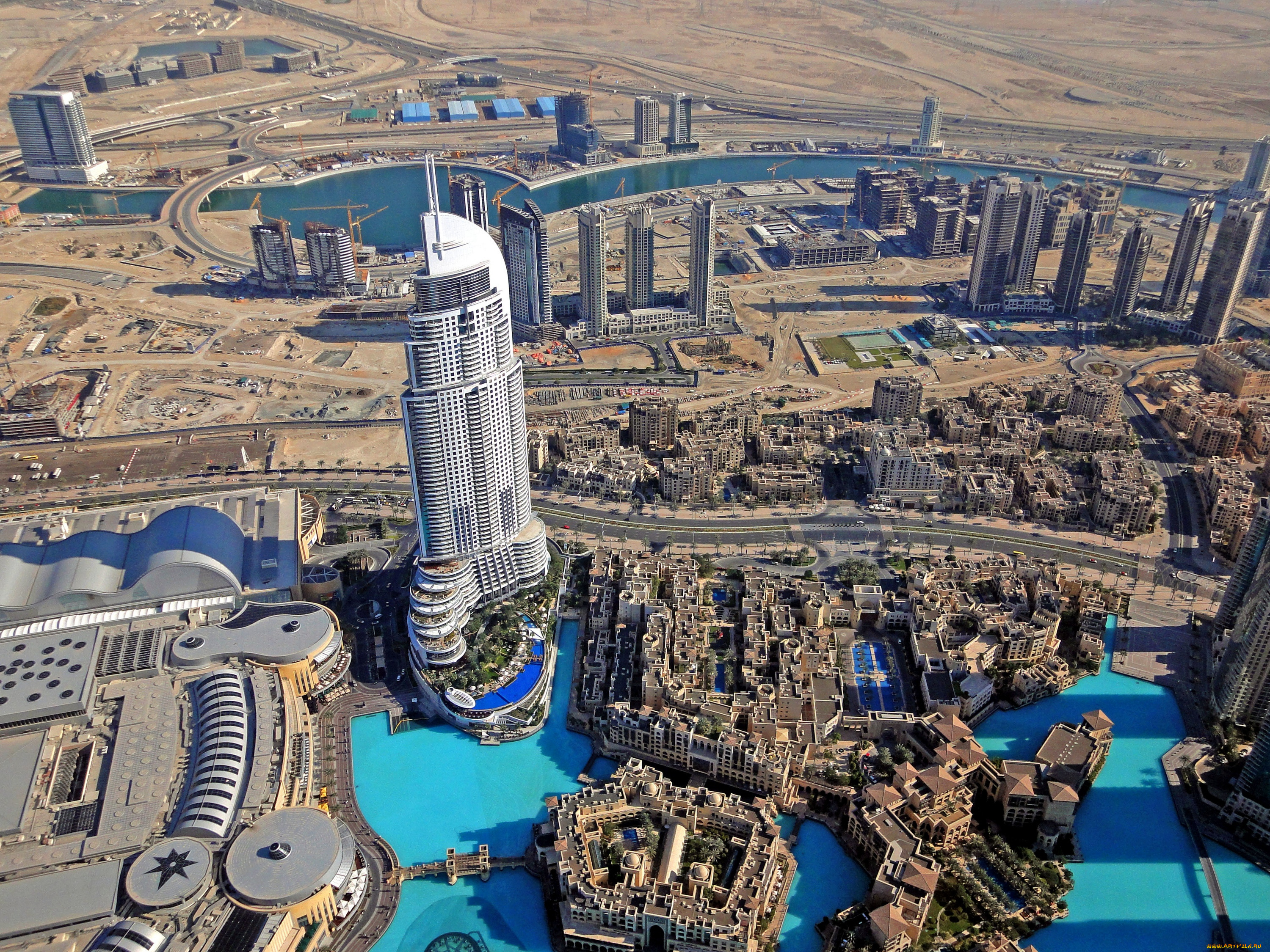 Дубай сейчас открыт. Пальмира Дубай. Дубай Молл вид сверху. Crescent Road, Дубай Дубай ОАЭ. РАСЕЛЬХАЙМ ОАЭ.
