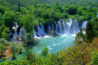 Картинка природа водопады лес водопад деревья река