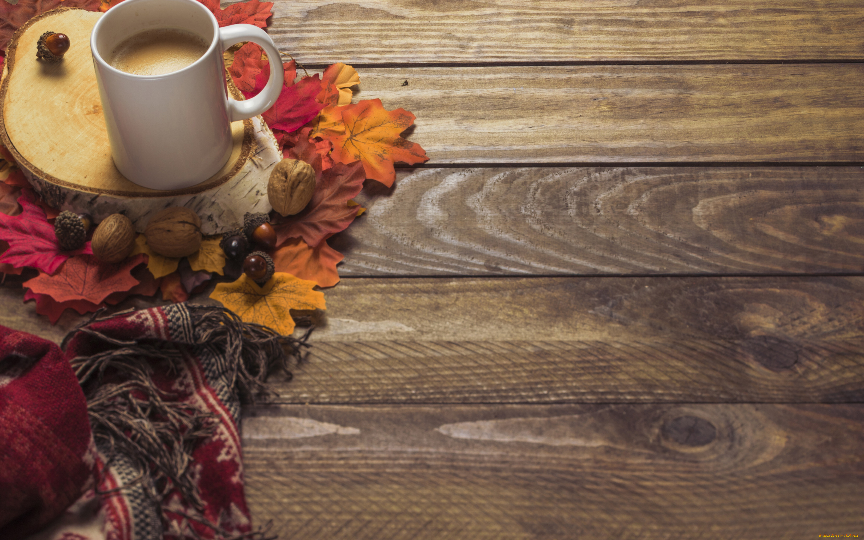 еда, кофе, , кофейные, зёрна, background, wood, чашка, шарф, colorful, дерево, фон, листья, осень, maple, осенние, coffee, cup, leaves, autumn