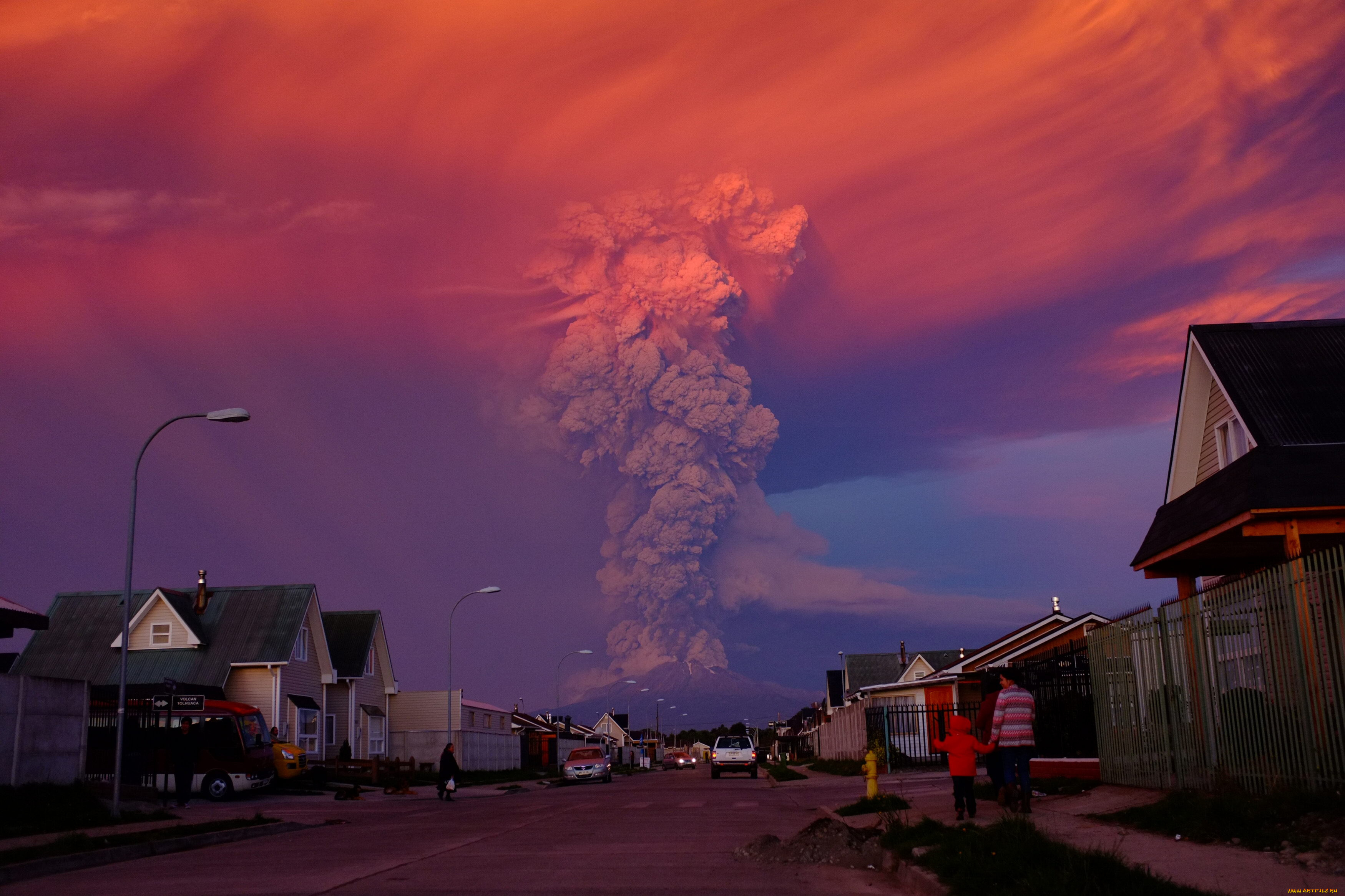 природа, стихия, пепел, небо, извержение, мексика, вулкан, город, облака, тучи, дым, столб