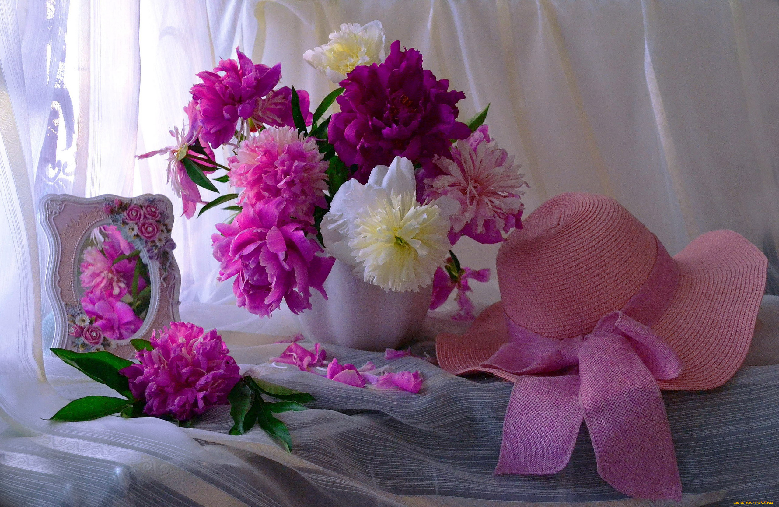 цветы, пионы, шляпа, зеркало, букет
