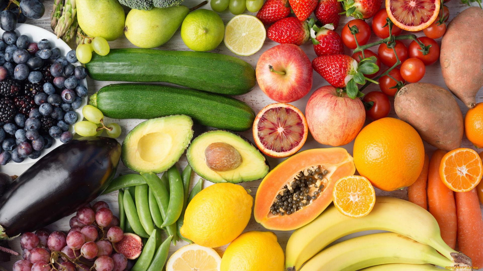 еда, фрукты, и, овощи, вместе, батат, баклажан, цуккини, банан, виноград, папайя, клубника