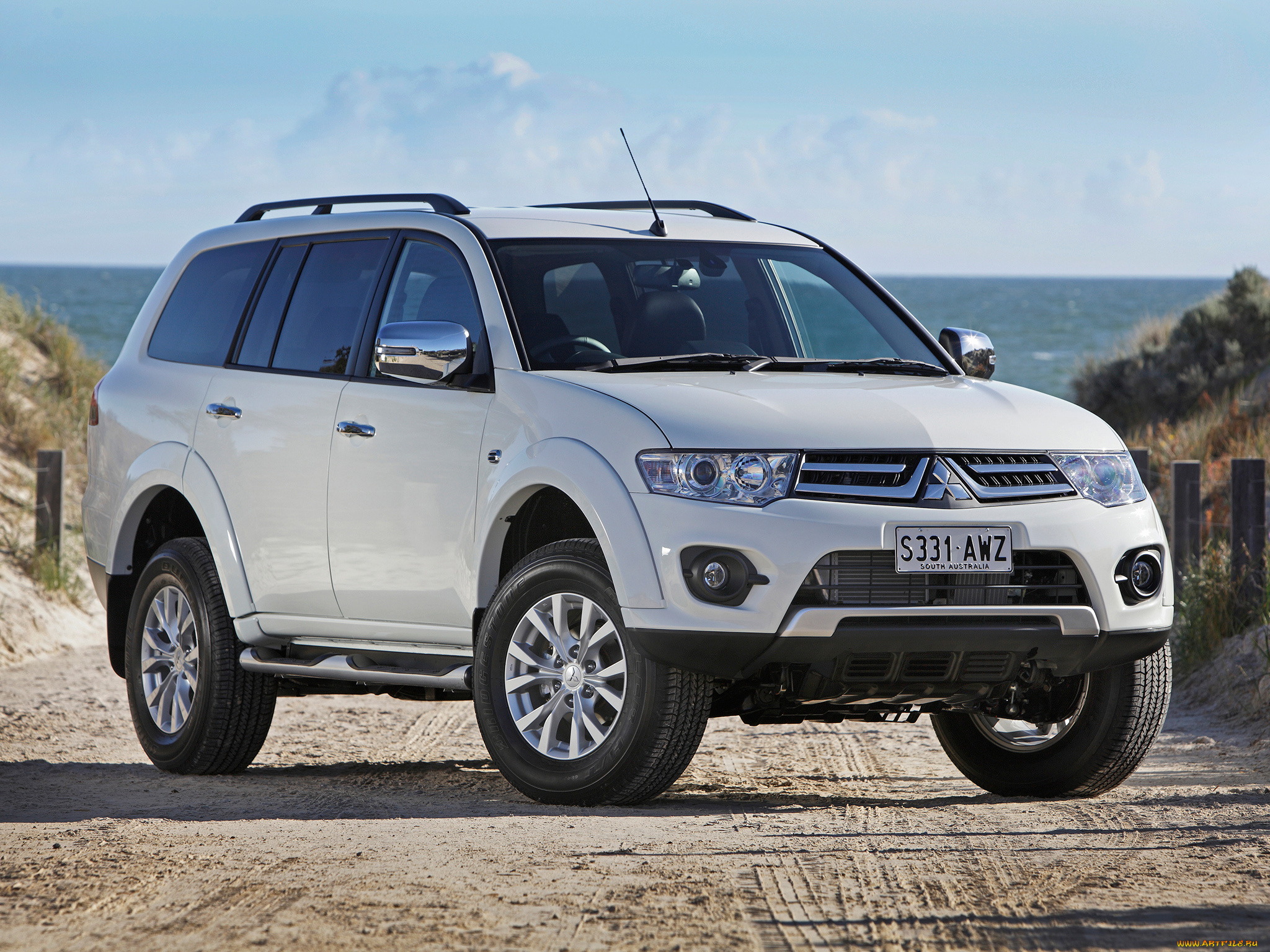 Mitsubishi pajero sport. Mitsubishi Pajero Sport 2. Mitsubishi Pajero Sport 2014. Mitsubishi Pajero Sport 2015. Mitsubishi Pajero Sport 2013.