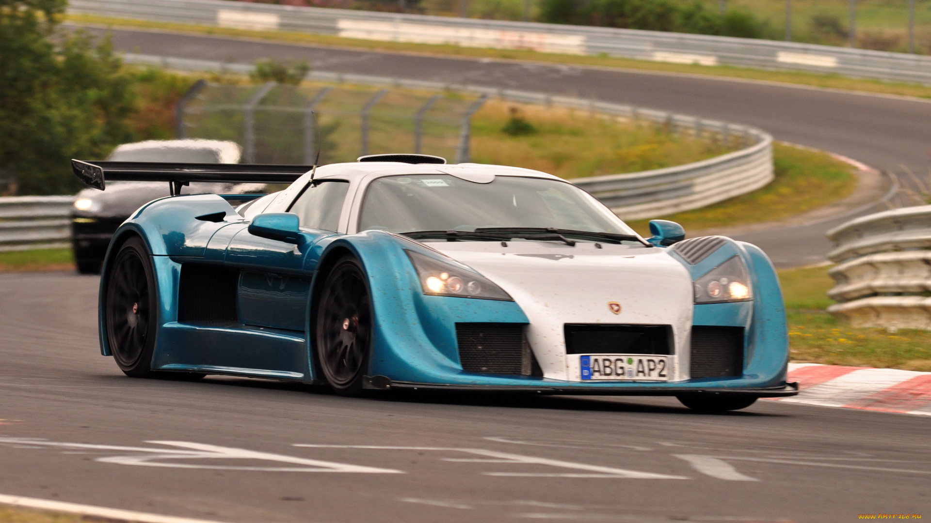 автомобили, gumpert